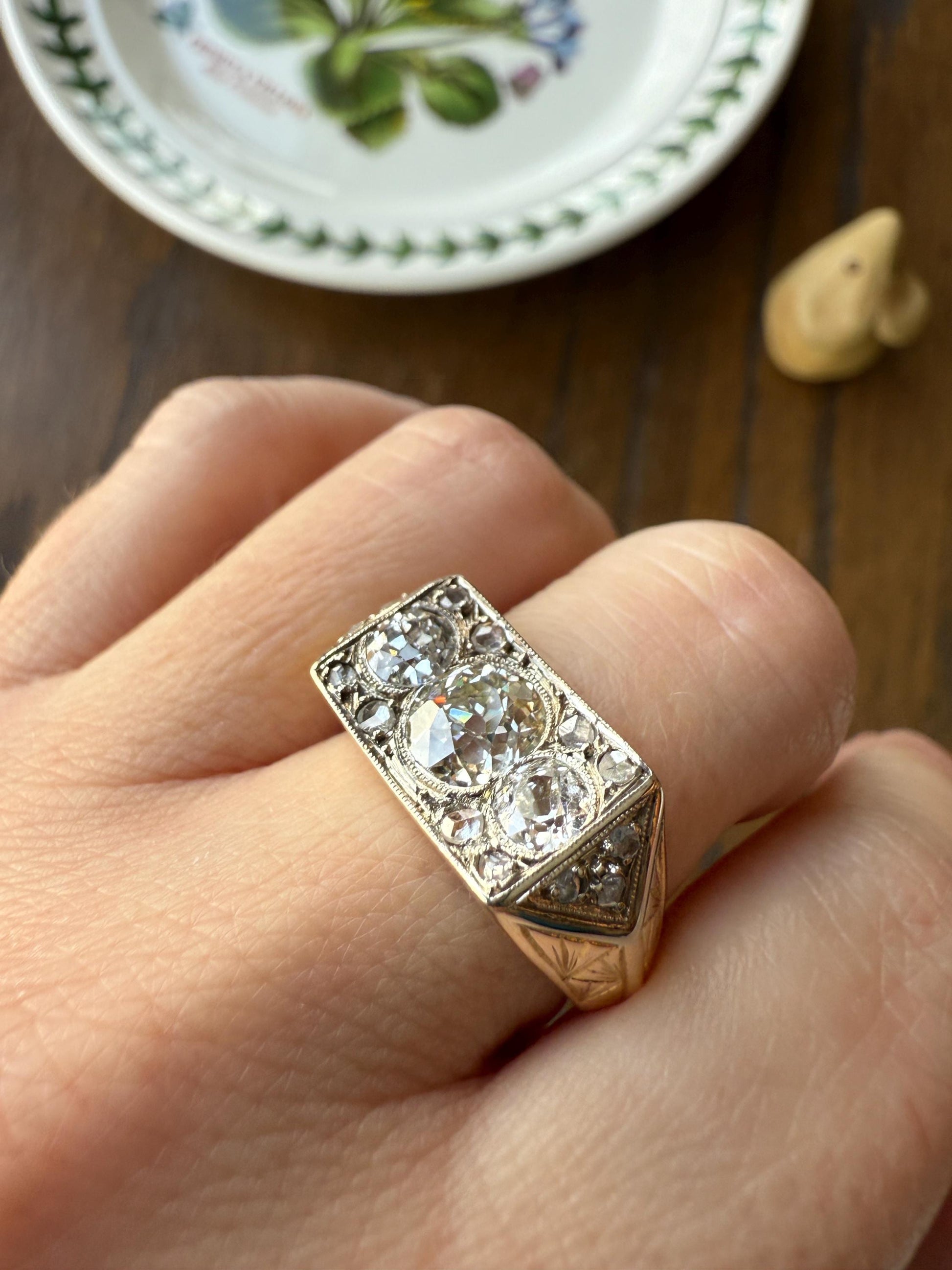 HEAVY French Antique 2 CARATS Old Mine Cut DIAMOND Chunky Tank Ring 14.6g 18k Gold Engraved Flared Geometric Rectangular Art Deco Omc