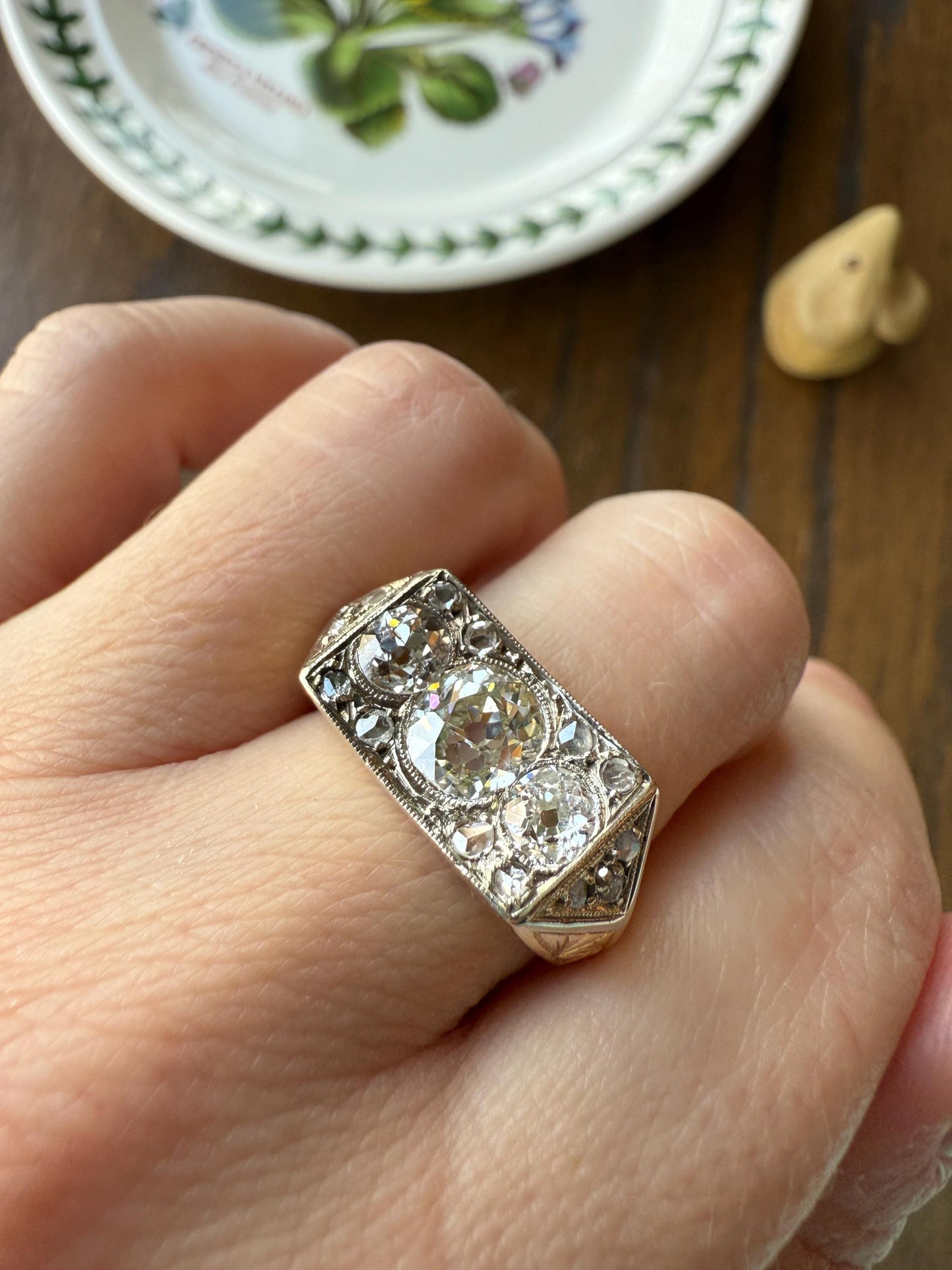 HEAVY French Antique 2 CARATS Old Mine Cut DIAMOND Chunky Tank Ring 14.6g 18k Gold Engraved Flared Geometric Rectangular Art Deco Omc