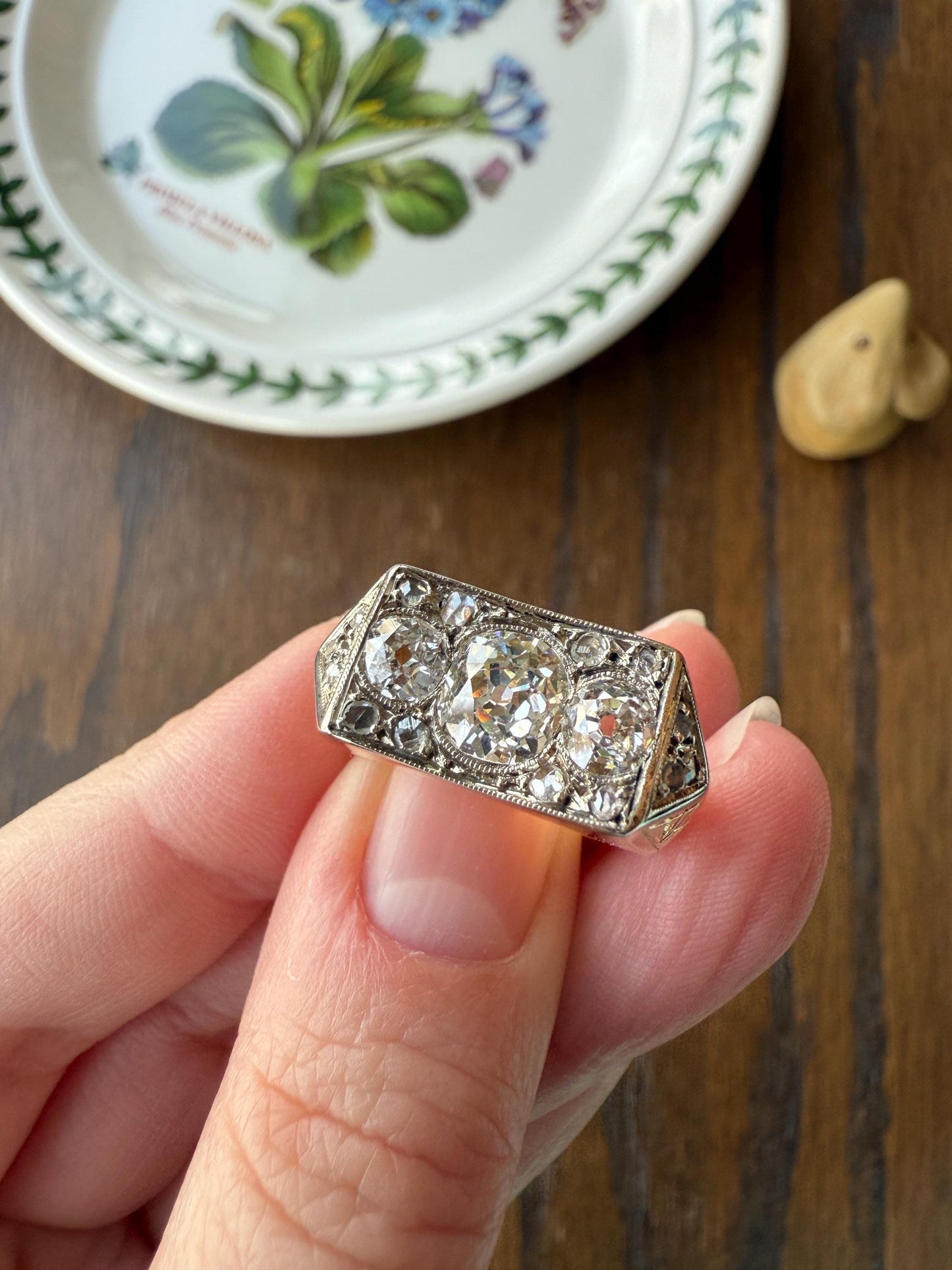 HEAVY French Antique 2 CARATS Old Mine Cut DIAMOND Chunky Tank Ring 14.6g 18k Gold Engraved Flared Geometric Rectangular Art Deco Omc