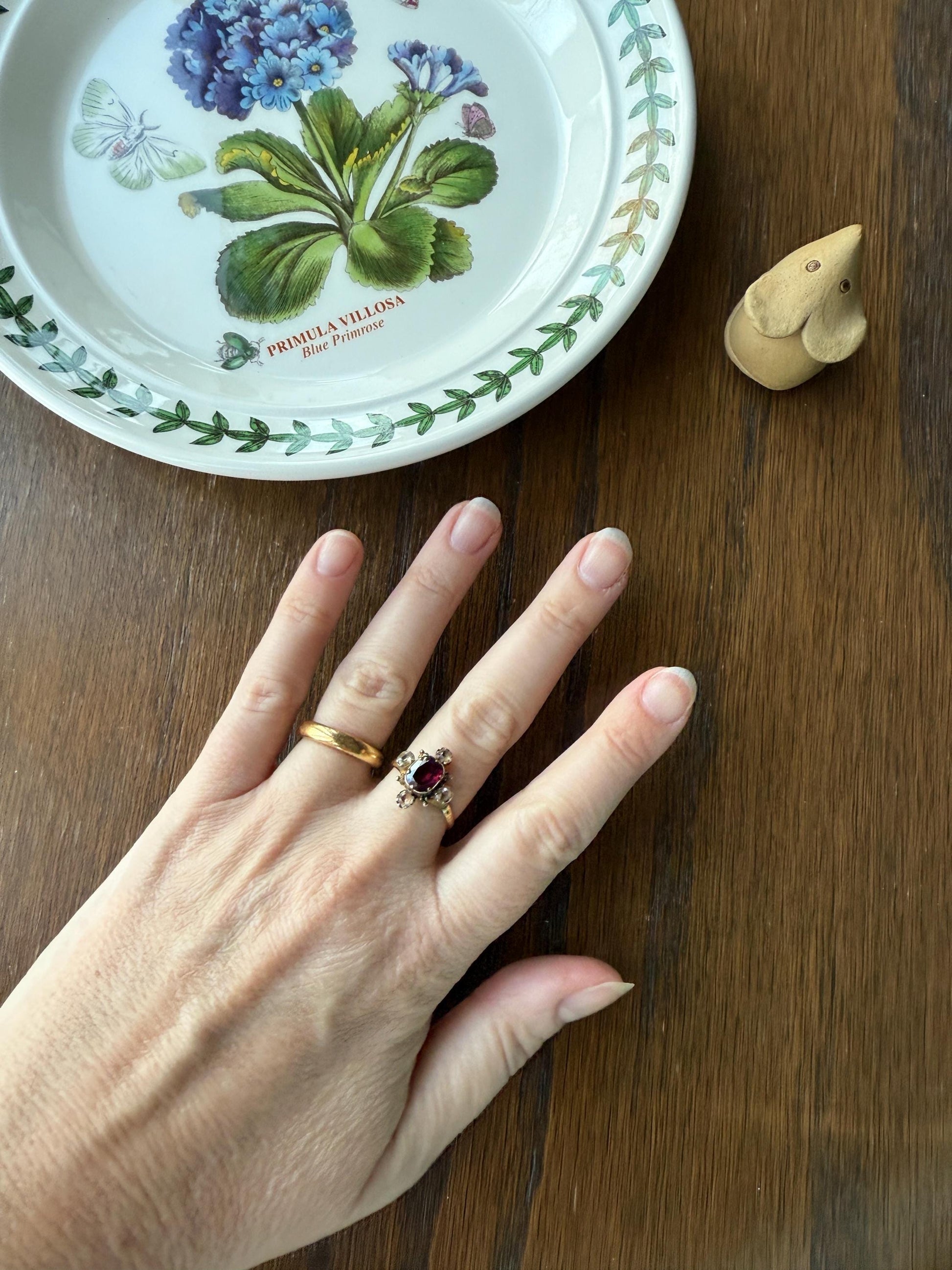 Antique Old Cut GARNET Pale Yellow Rivet Halo Cruciform HEART Locket Back Antique Ring 18k Gold Georgian Victorian