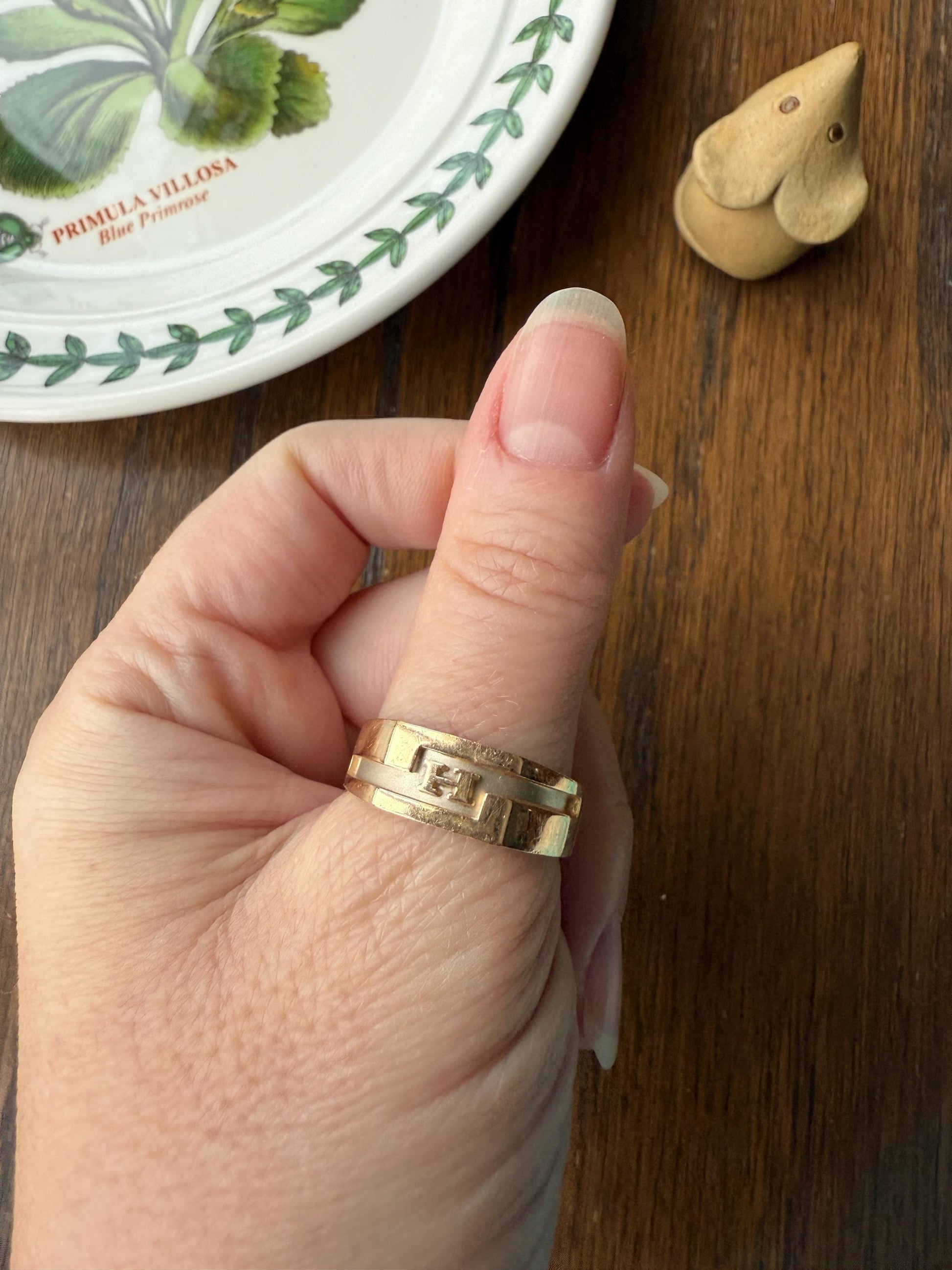 Vintage LETTER H Initial Signet Ring Chunky French 6.2g 18k Gold Geometric Linear Man Cigar Band Unisex Art Deco Antique