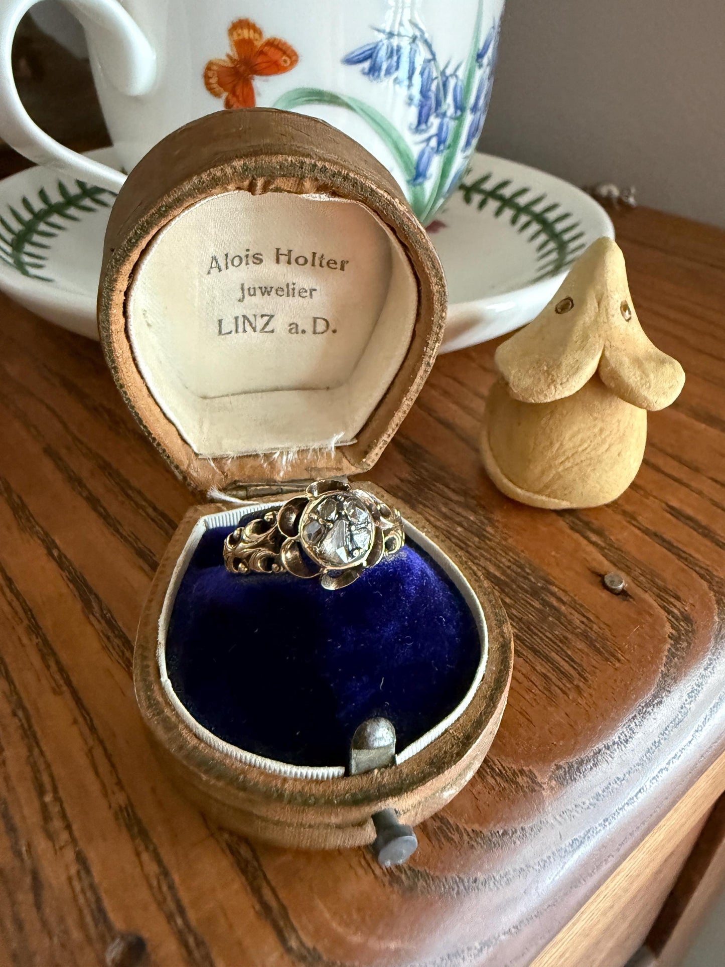 RARE 1700s Chiffre Triangle Rose Cut DIAMOND Ring French ANTiQUE Cobblestone Cluster Buttercup 18k Gold Fleur de Lis Victorian Band