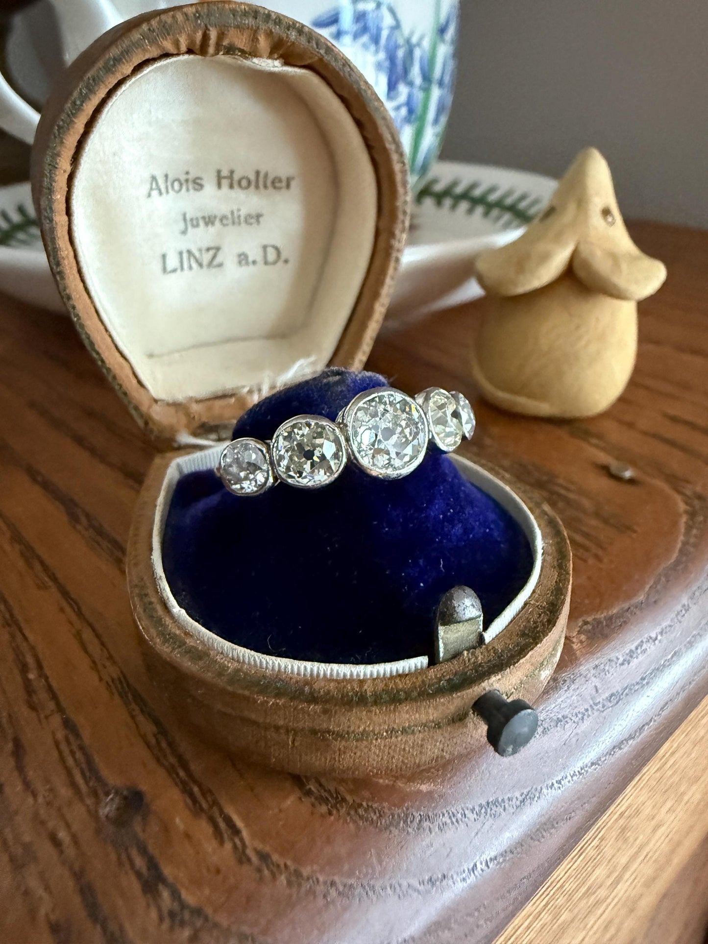 Large Antique 3 CARATS Old Mine Cut DIAMOND Five Stone Stacker Band Bezel Set Edwardian 18k Gold Big Finger Size 3Ctw OMC