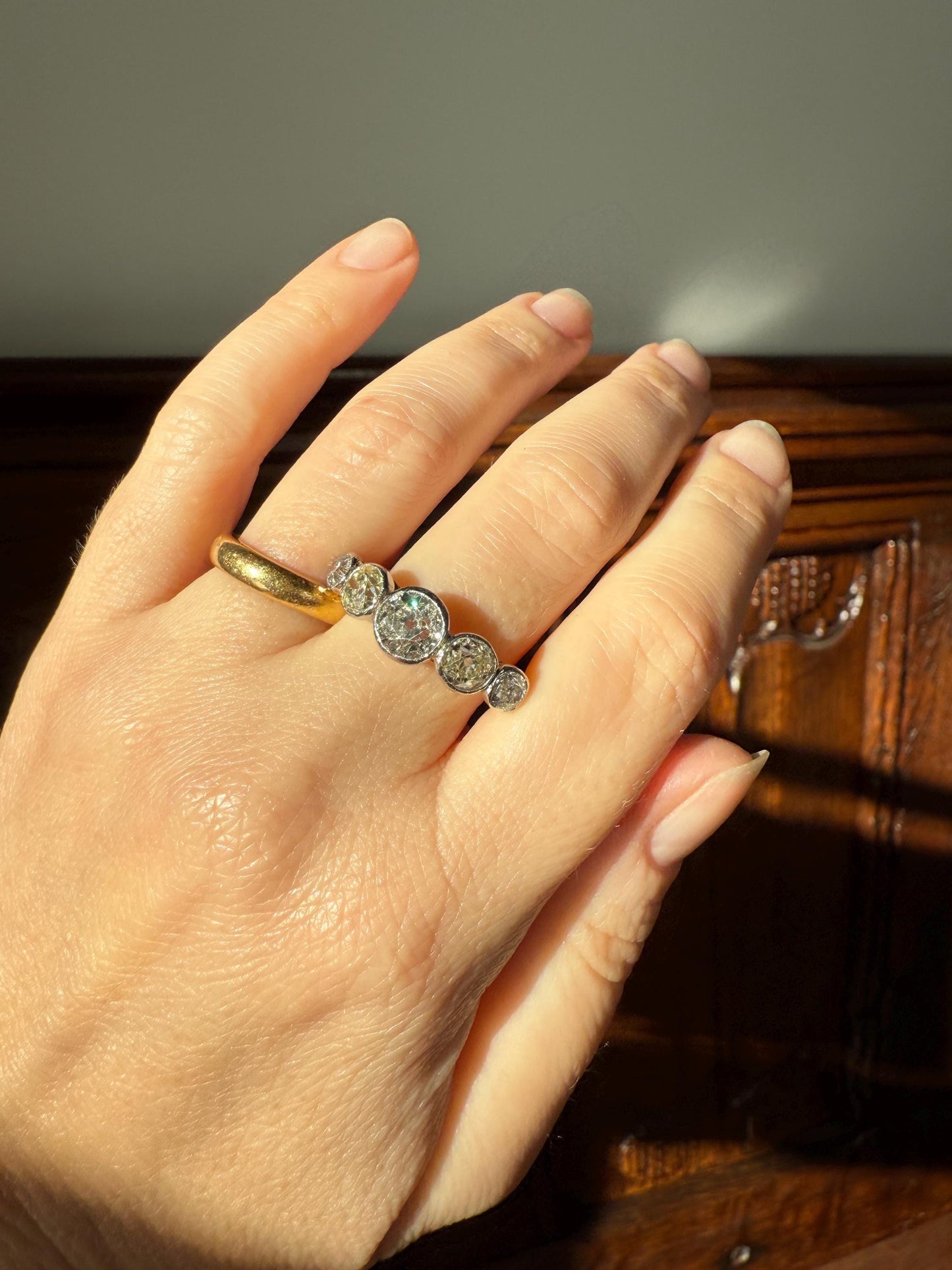 Large Antique 3 CARATS Old Mine Cut DIAMOND Five Stone Stacker Band Bezel Set Edwardian 18k Gold Big Finger Size 3Ctw OMC