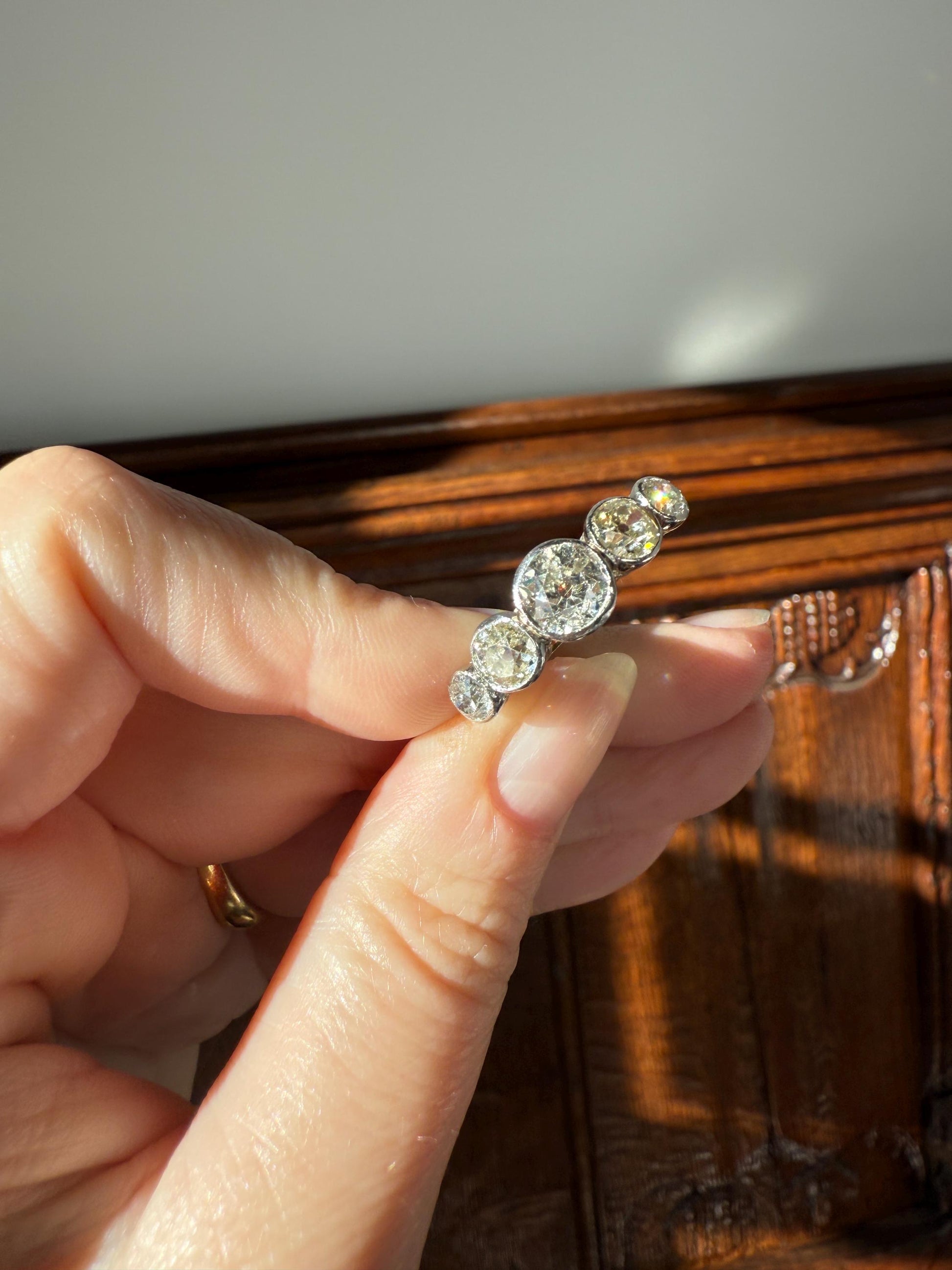 Large Antique 3 CARATS Old Mine Cut DIAMOND Five Stone Stacker Band Bezel Set Edwardian 18k Gold Big Finger Size 3Ctw OMC