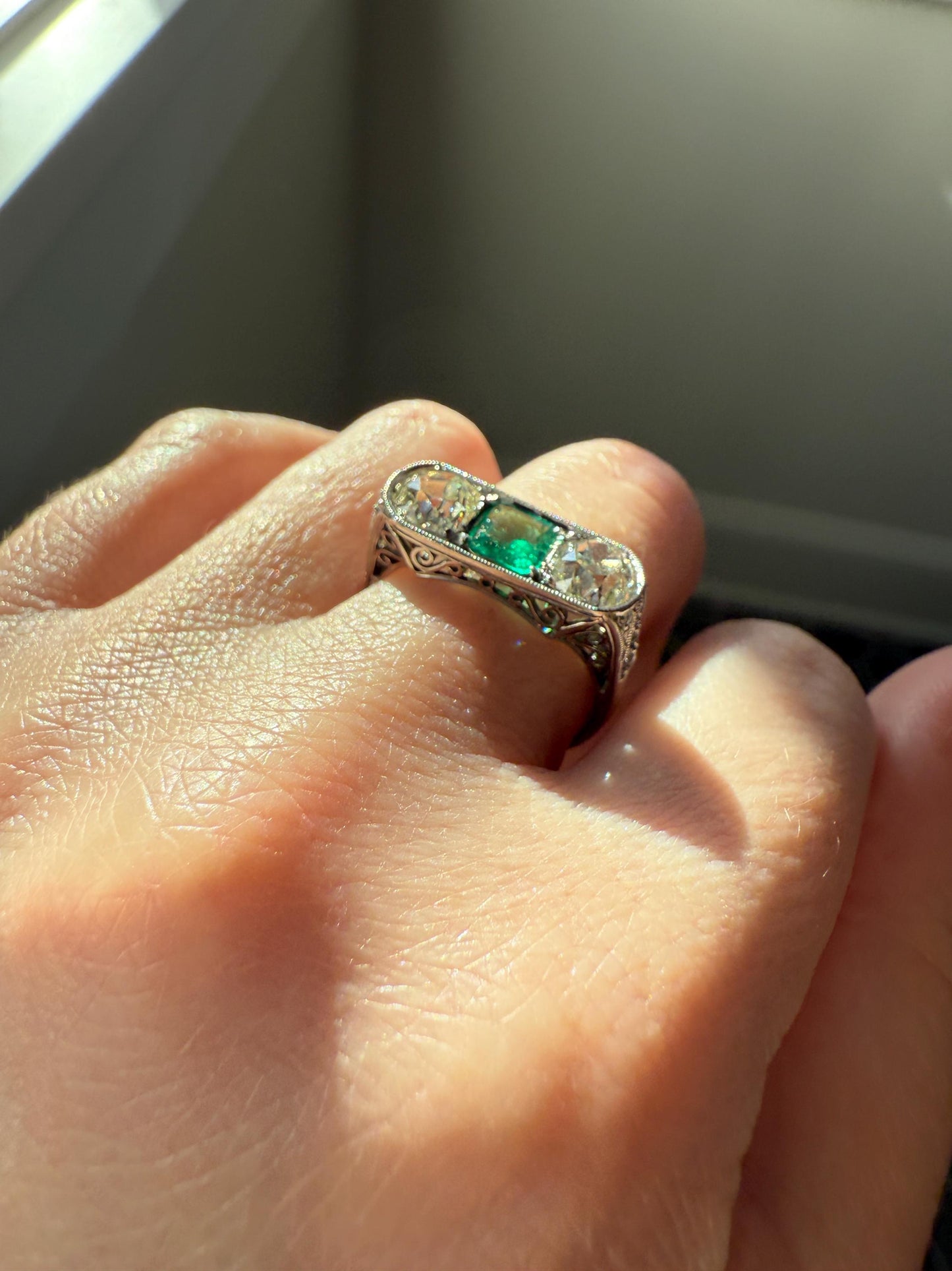 Special Antique Natural Emerald 2 Carats Old Mine Cut DIAMOND Three Stone Ring Boxed Platinum Green Art Deco Ornate Filigree Stacker