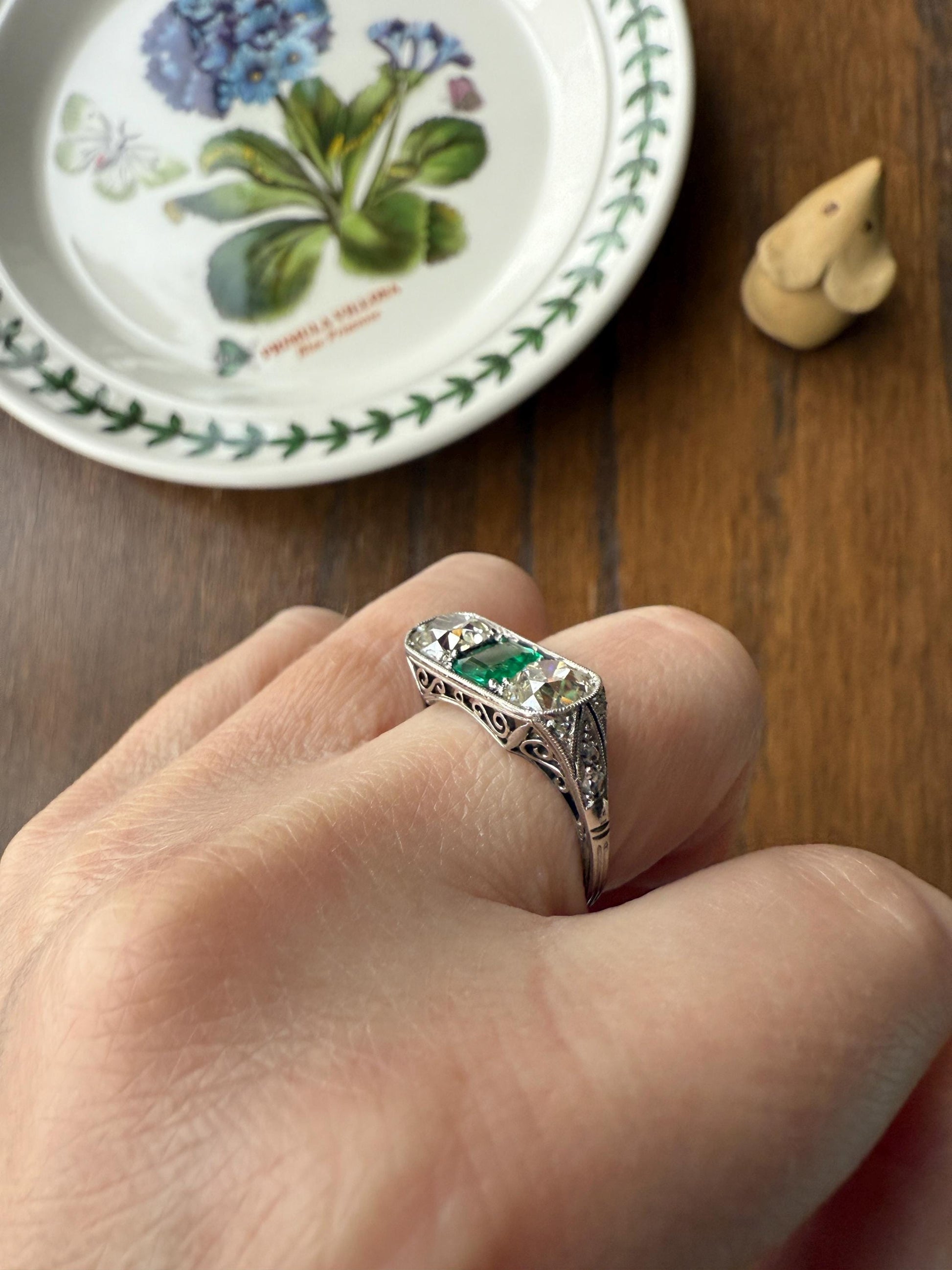 Special Antique Natural Emerald 2 Carats Old Mine Cut DIAMOND Three Stone Ring Boxed Platinum Green Art Deco Ornate Filigree Stacker
