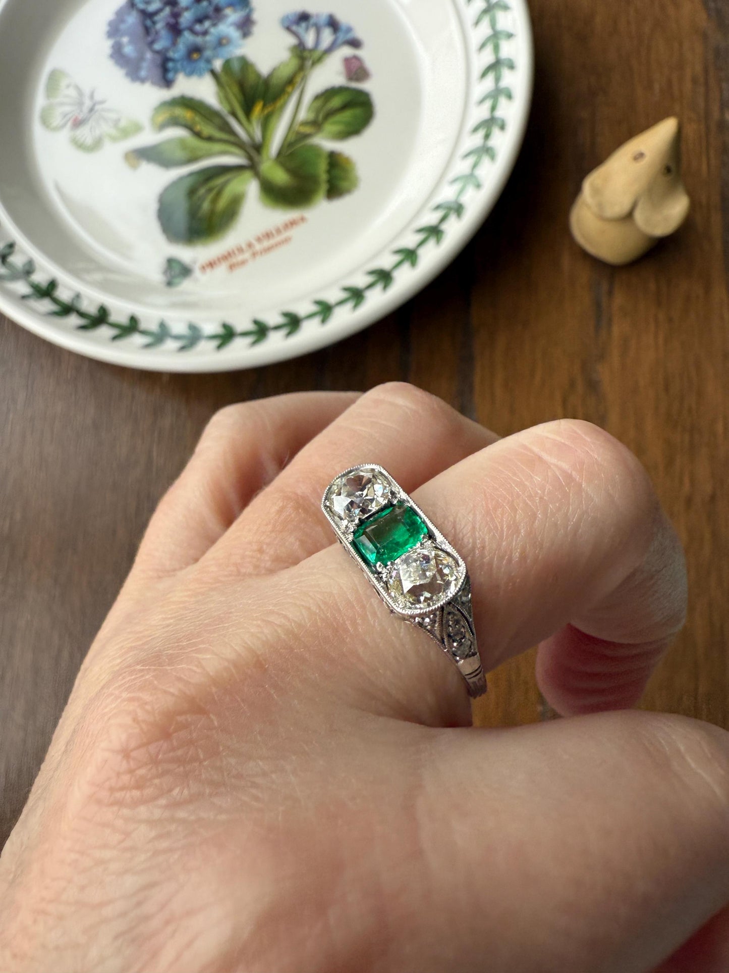 Special Antique Natural Emerald 2 Carats Old Mine Cut DIAMOND Three Stone Ring Boxed Platinum Green Art Deco Ornate Filigree Stacker