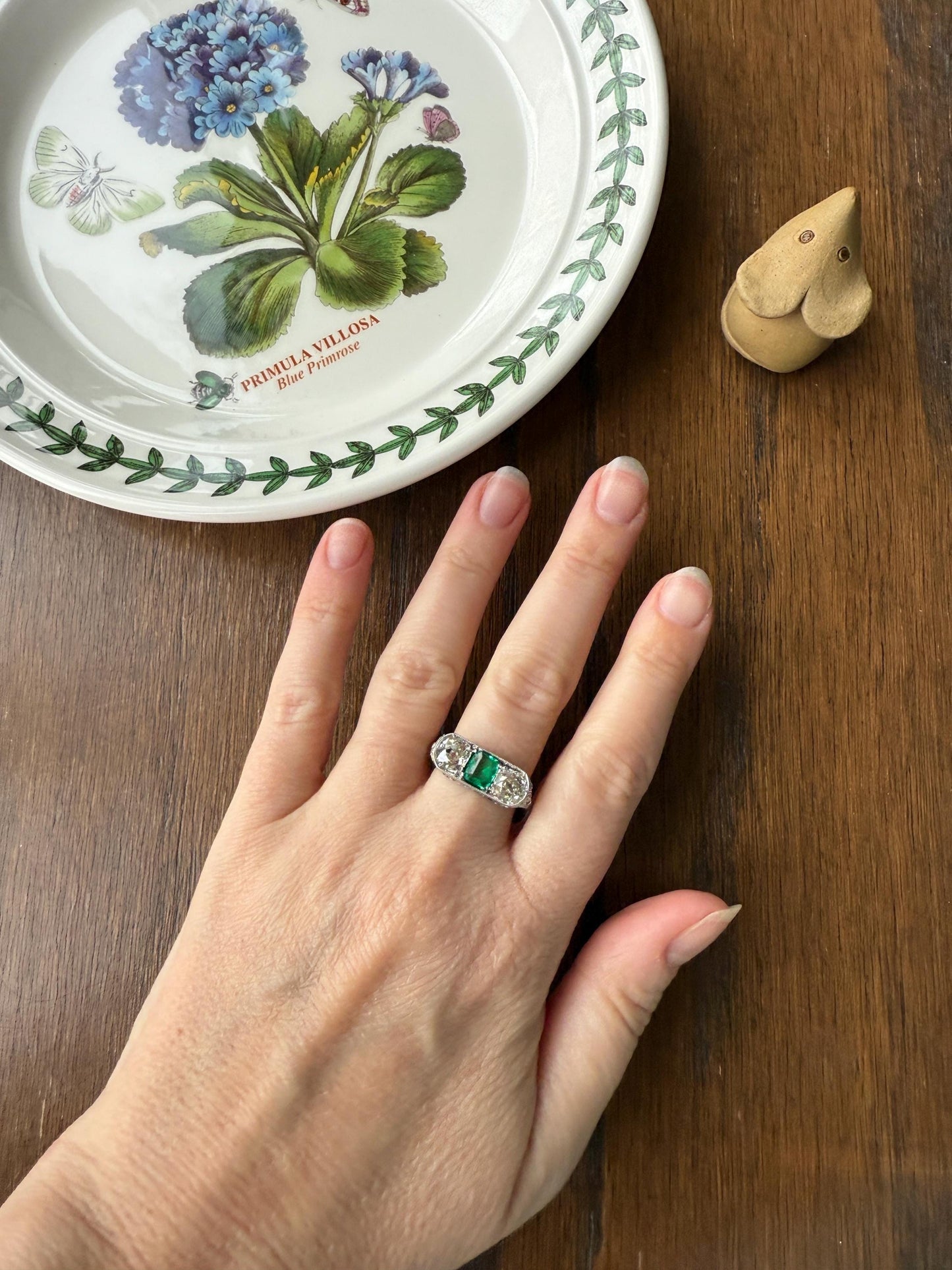 Special Antique Natural Emerald 2 Carats Old Mine Cut DIAMOND Three Stone Ring Boxed Platinum Green Art Deco Ornate Filigree Stacker