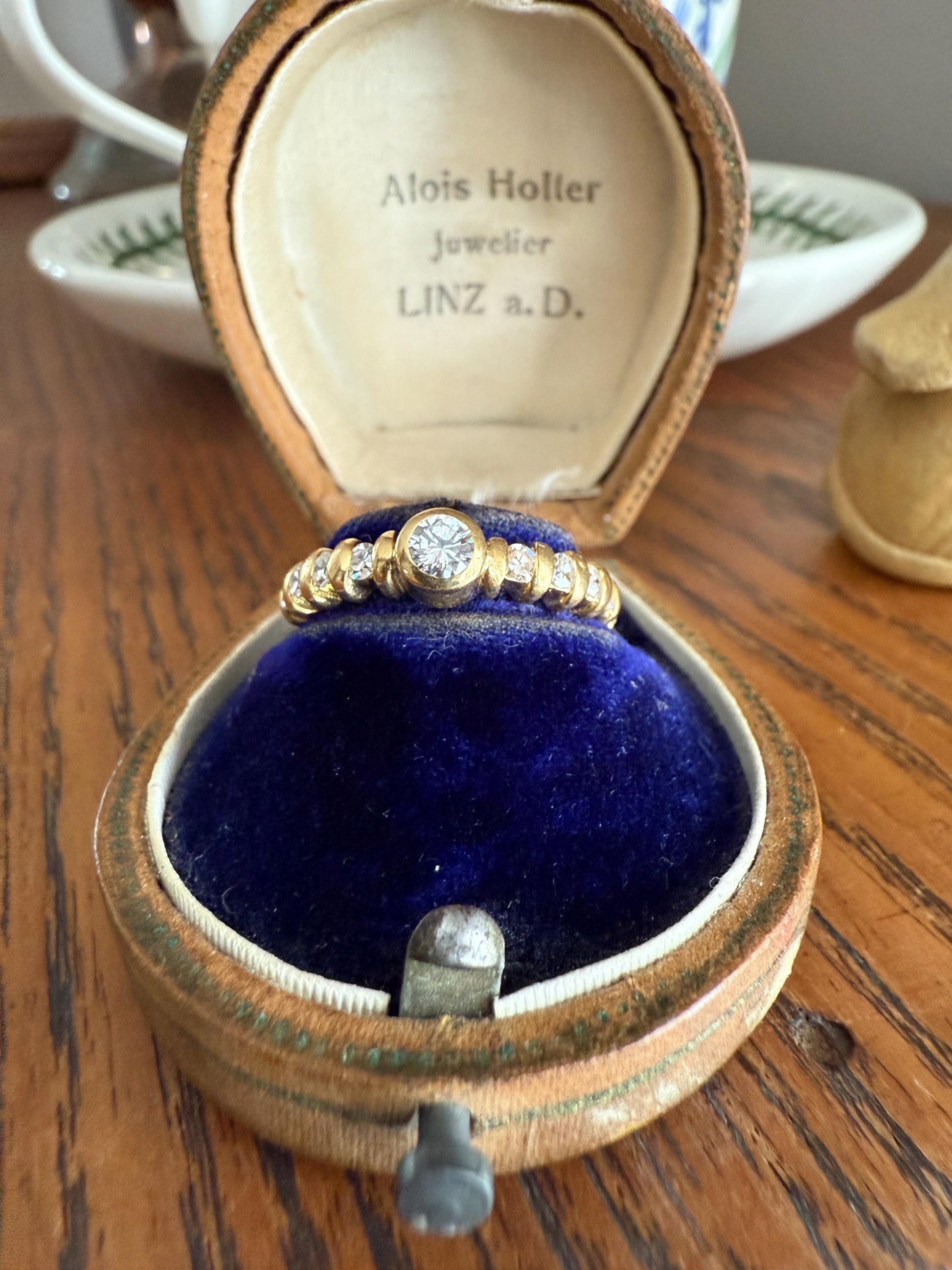 Vintage 18k Gold Diamond Bubble Band Stacker Ring Bezel Set with Accents Eleven Stone