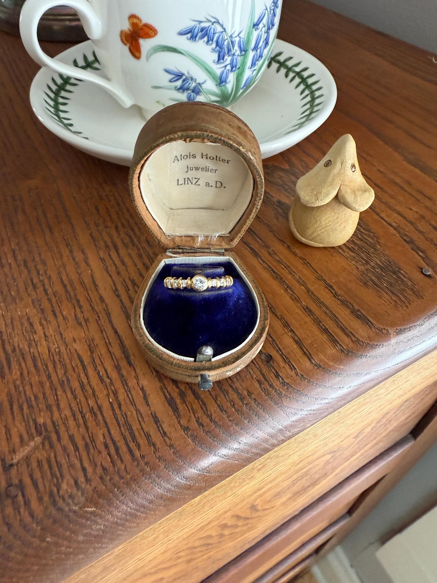 Vintage 18k Gold Diamond Bubble Band Stacker Ring Bezel Set with Accents Eleven Stone