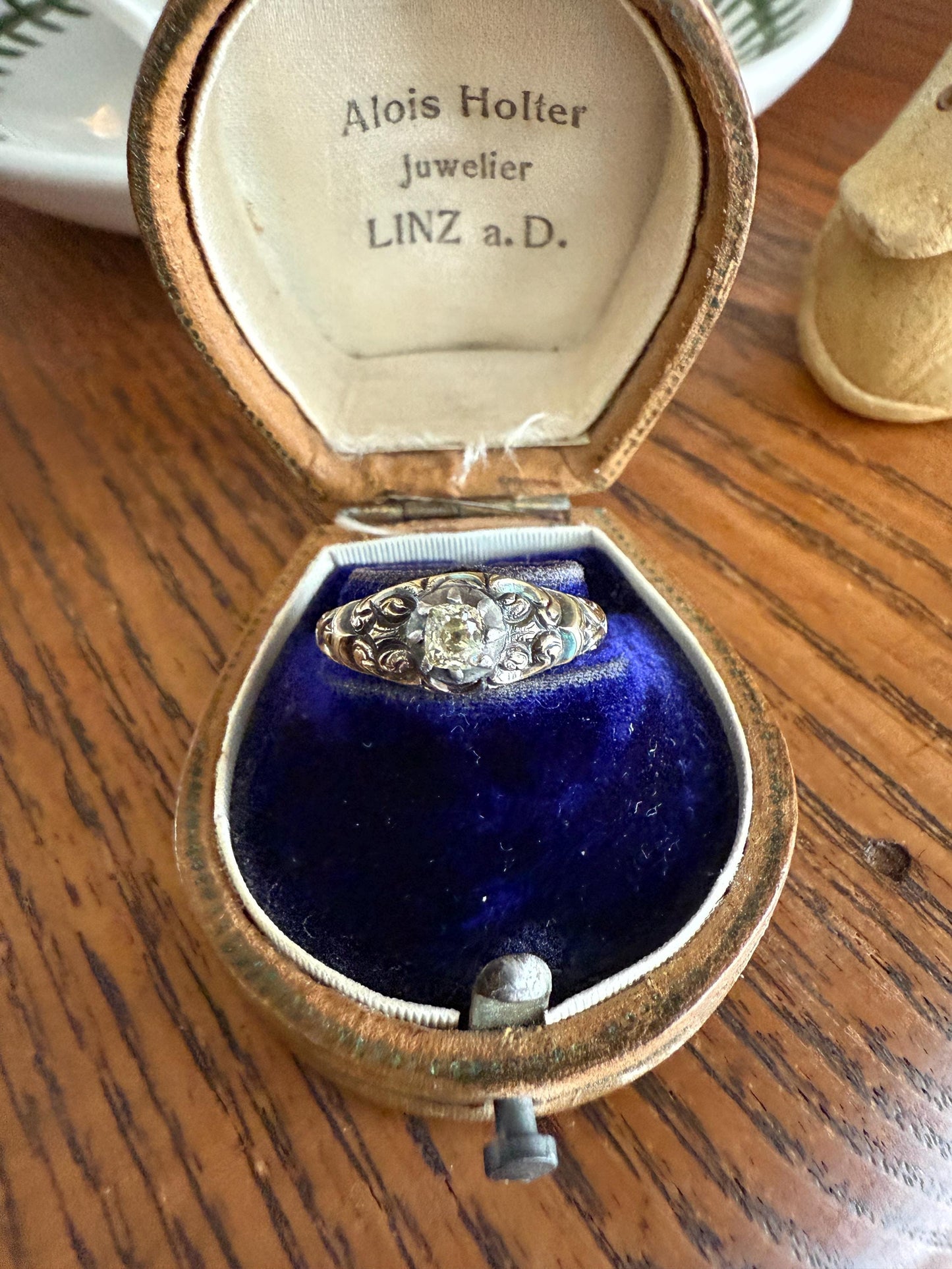 Antique Old Mine Cut DIAMOND Swirl Embossed Georgian ANTIQUE Ring Warm Pale Yellow Stone 14k Gold Silver Collet Band Stacker Solitaire Gift