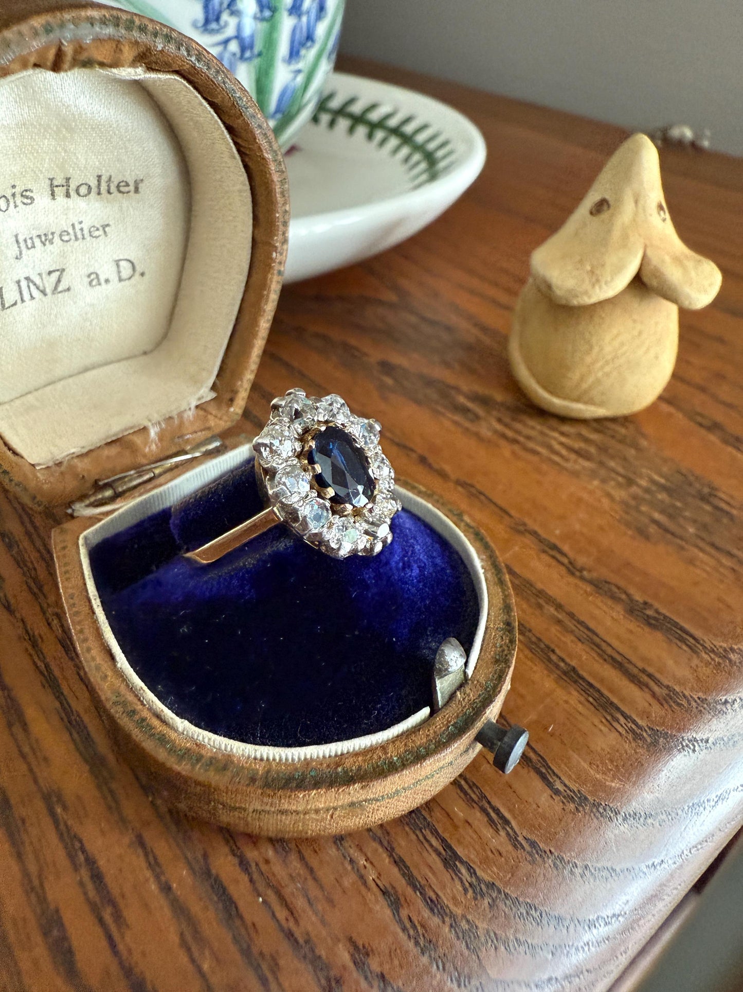 Vintage Natural SAPPHIRE Blue Antique 1.25 Carat Tdw Old Mine Cut DIAMOND Chunky Halo Ring 18k Gold 1.25Ctw OMC