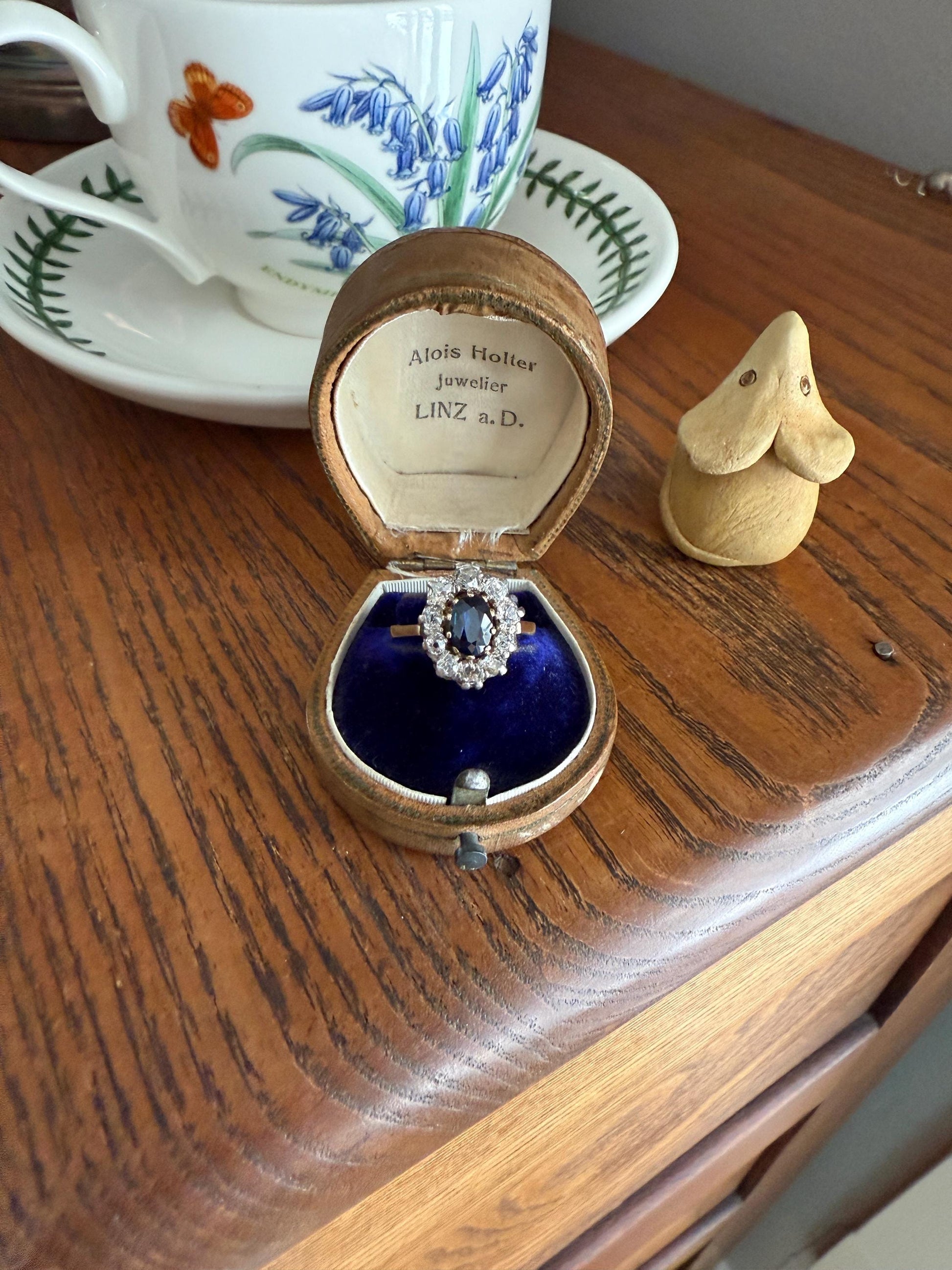 Vintage Natural SAPPHIRE Blue Antique 1.25 Carat Tdw Old Mine Cut DIAMOND Chunky Halo Ring 18k Gold 1.25Ctw OMC