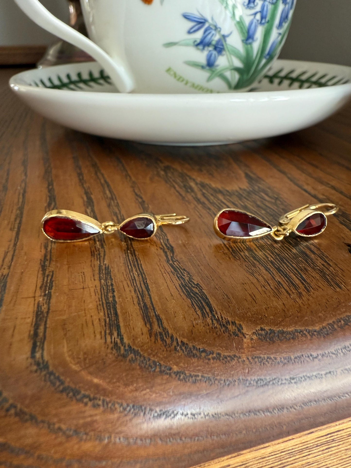 Teardrop Dangles Vintage Pear PERPIGNAN GARNET Earrings 18k Gold French Dormouse Rose Cut Closed Back Crimson Red