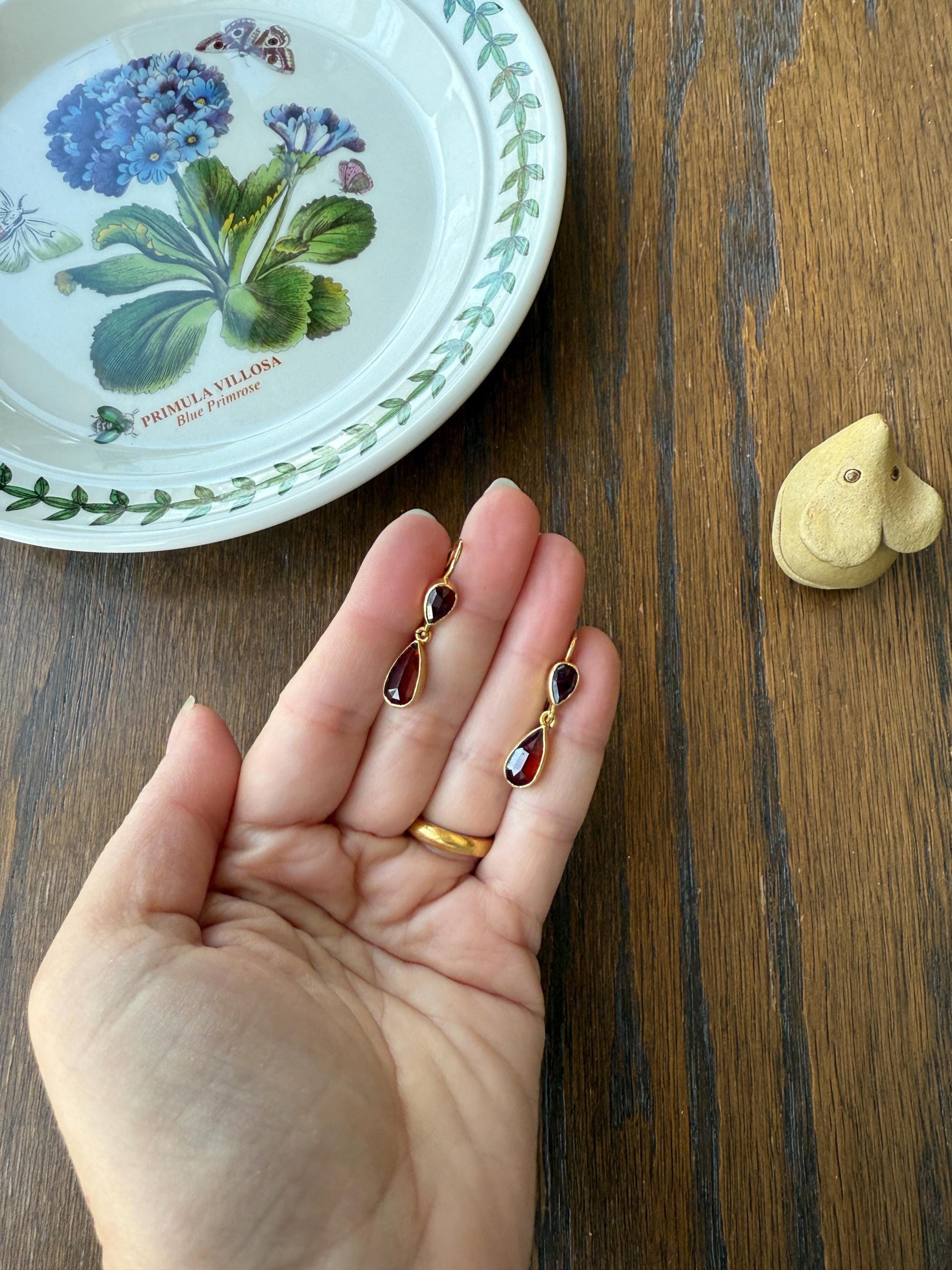 Teardrop Dangles Vintage Pear PERPIGNAN GARNET Earrings 18k Gold French Dormouse Rose Cut Closed Back Crimson Red