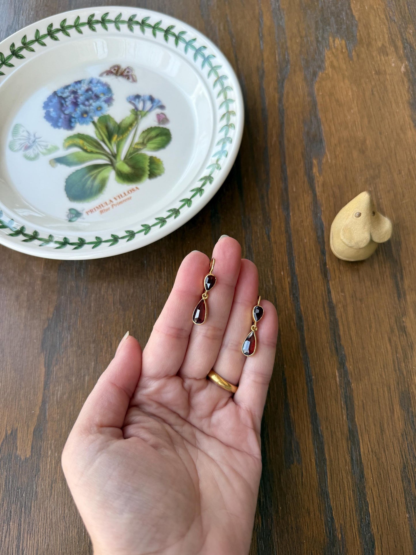 Teardrop Dangles Vintage Pear PERPIGNAN GARNET Earrings 18k Gold French Dormouse Rose Cut Closed Back Crimson Red