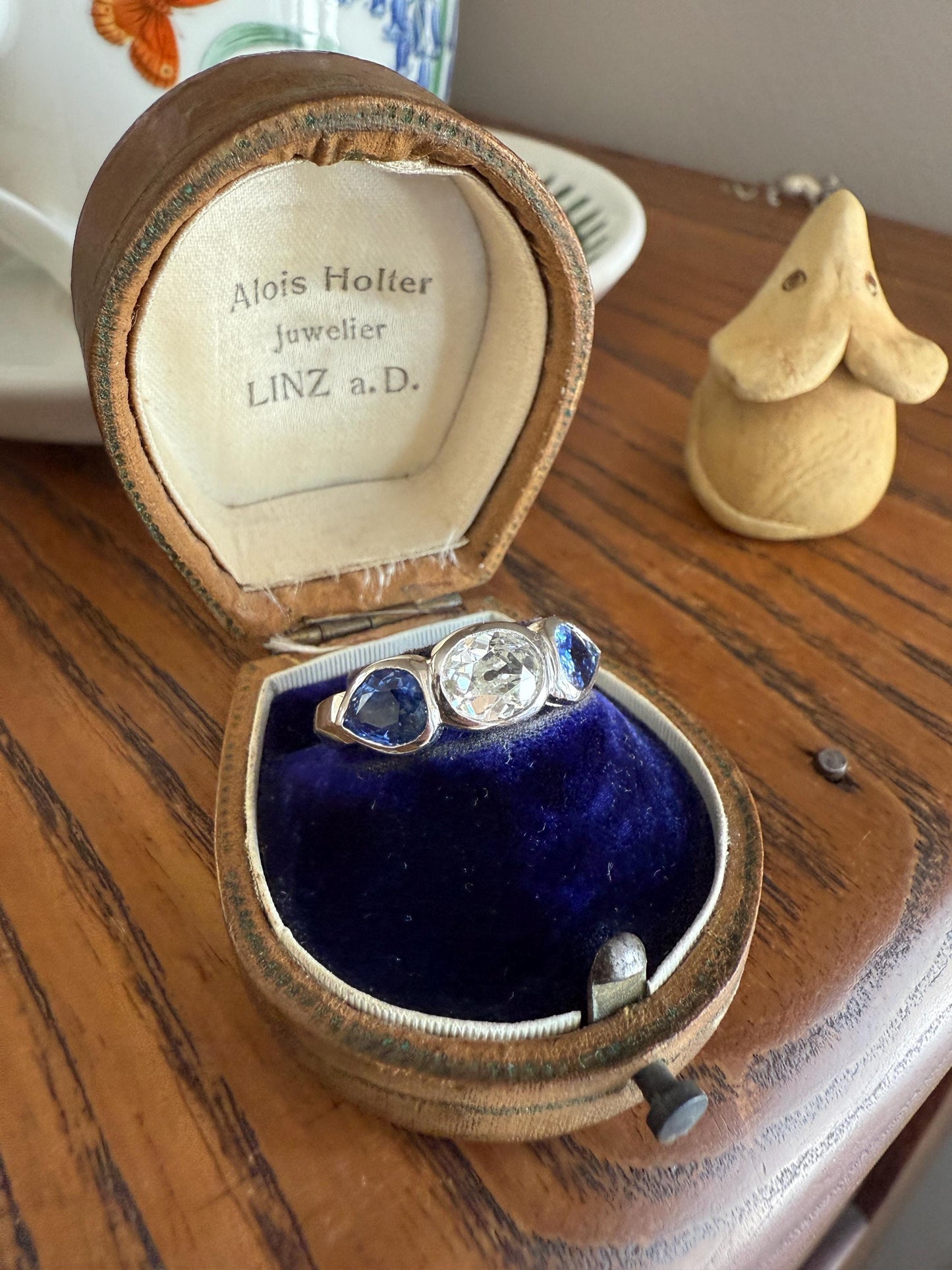 Vintage Spready One Carat Old Mine Cut DIAMOND Natural Pear SAPPHIRE East West OVAL Platinum Three Stone Ring Bezel Stacker Band Blue Chunky