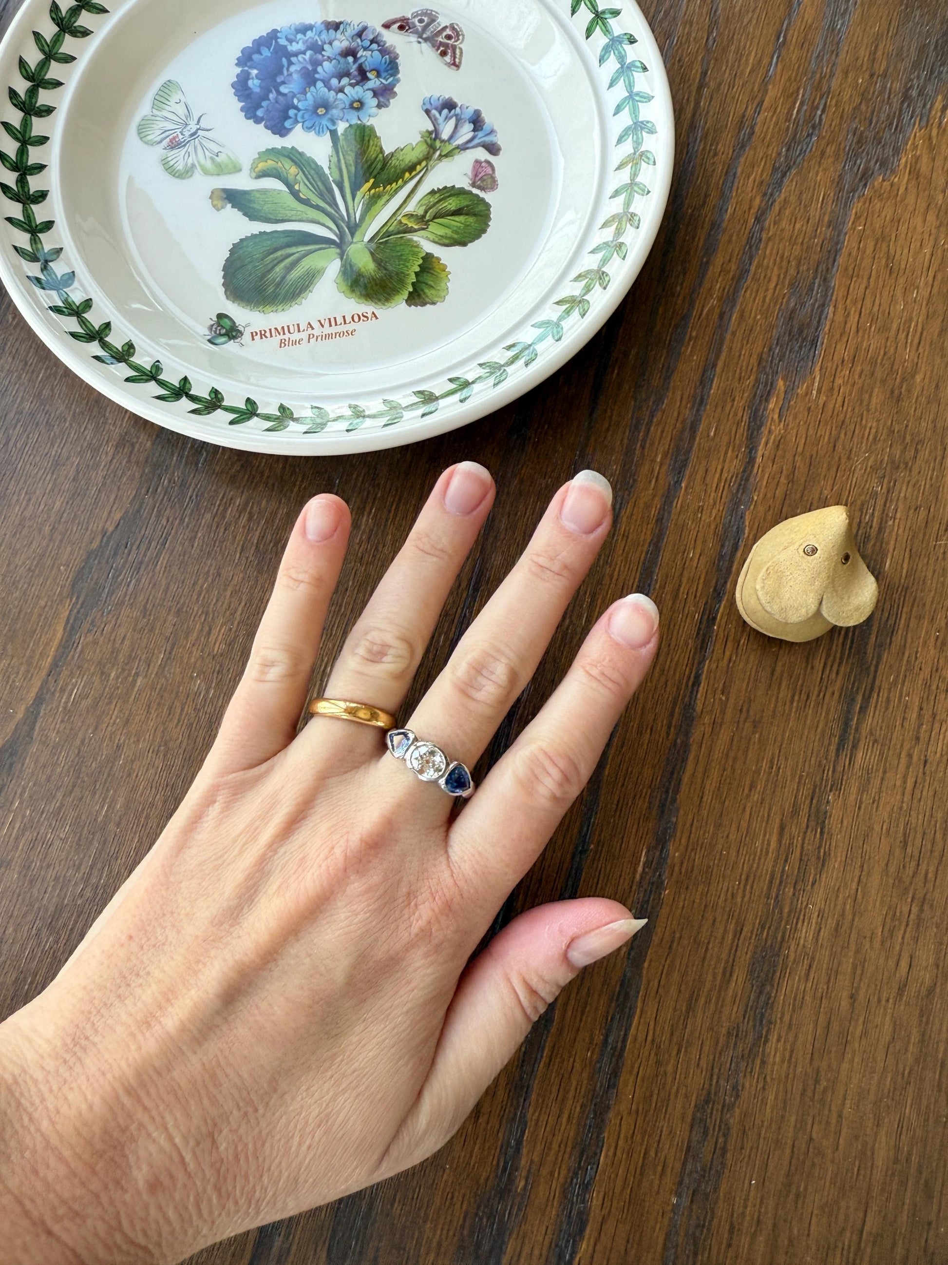 Vintage Spready One Carat Old Mine Cut DIAMOND Natural Pear SAPPHIRE East West OVAL Platinum Three Stone Ring Bezel Stacker Band Blue Chunky