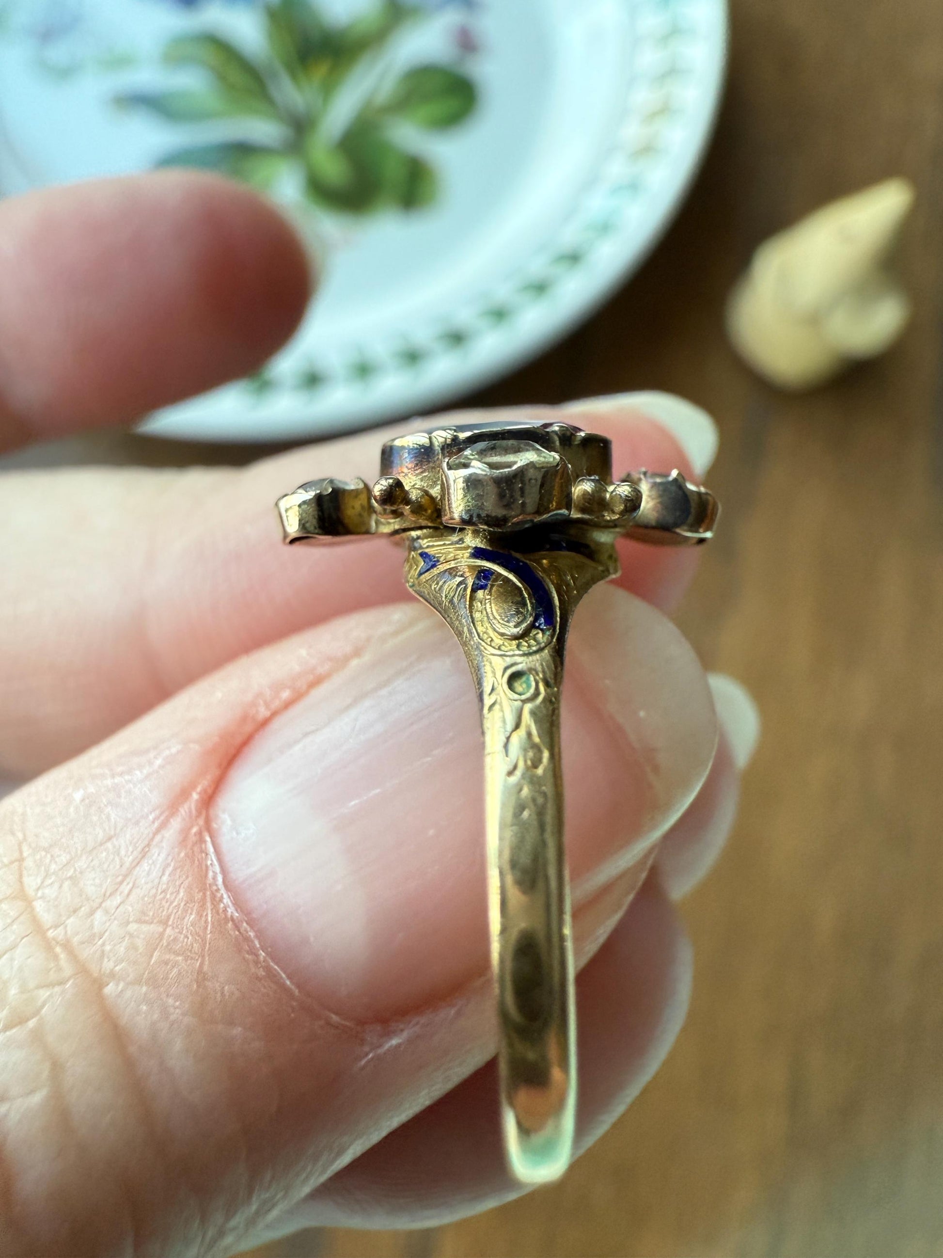 Antique Old Cut GARNET Pale Yellow Rivet Halo Cruciform HEART Locket Back Antique Ring 18k Gold Georgian Victorian