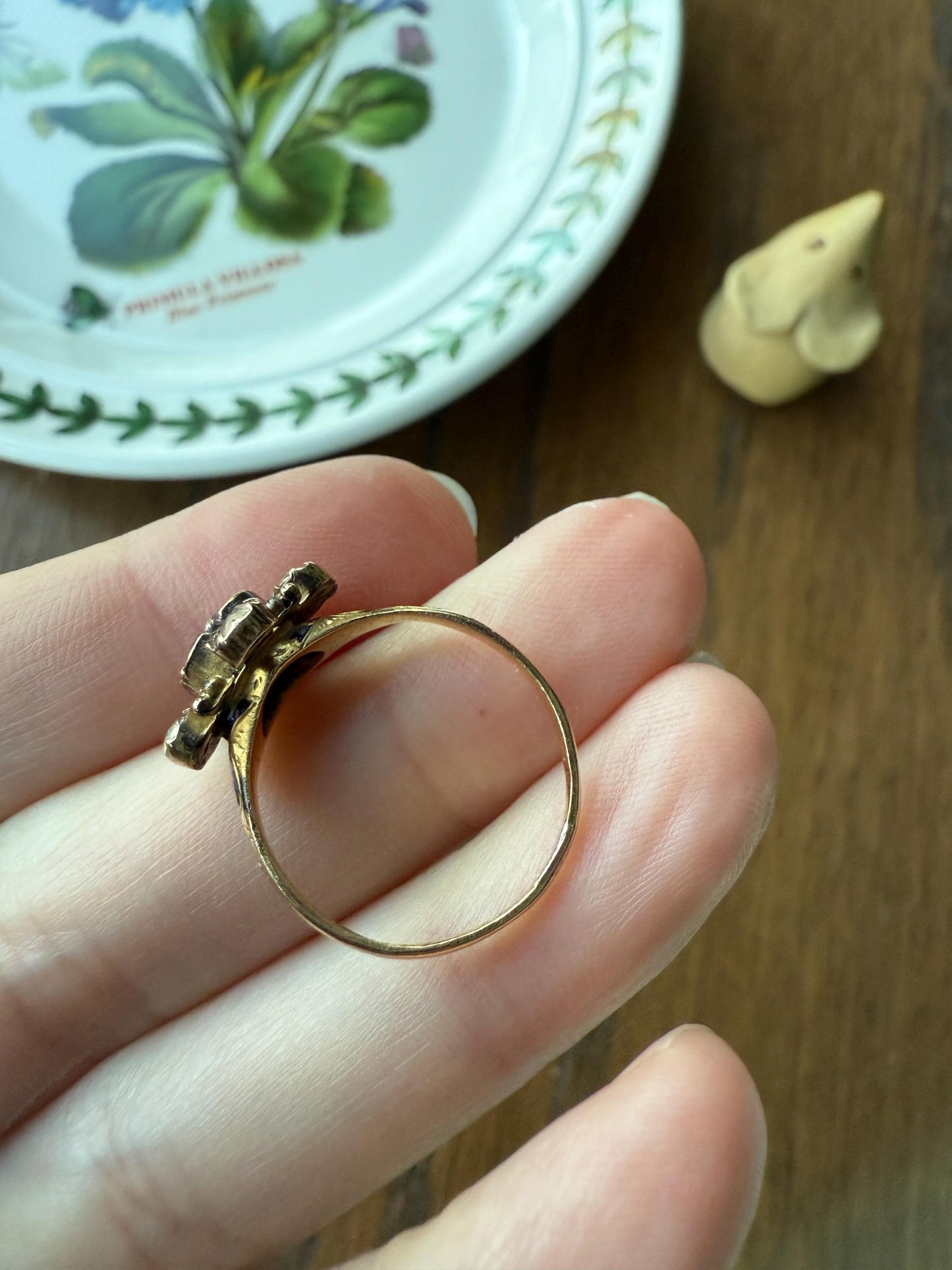 Antique Old Cut GARNET Pale Yellow Rivet Halo Cruciform HEART Locket Back Antique Ring 18k Gold Georgian Victorian