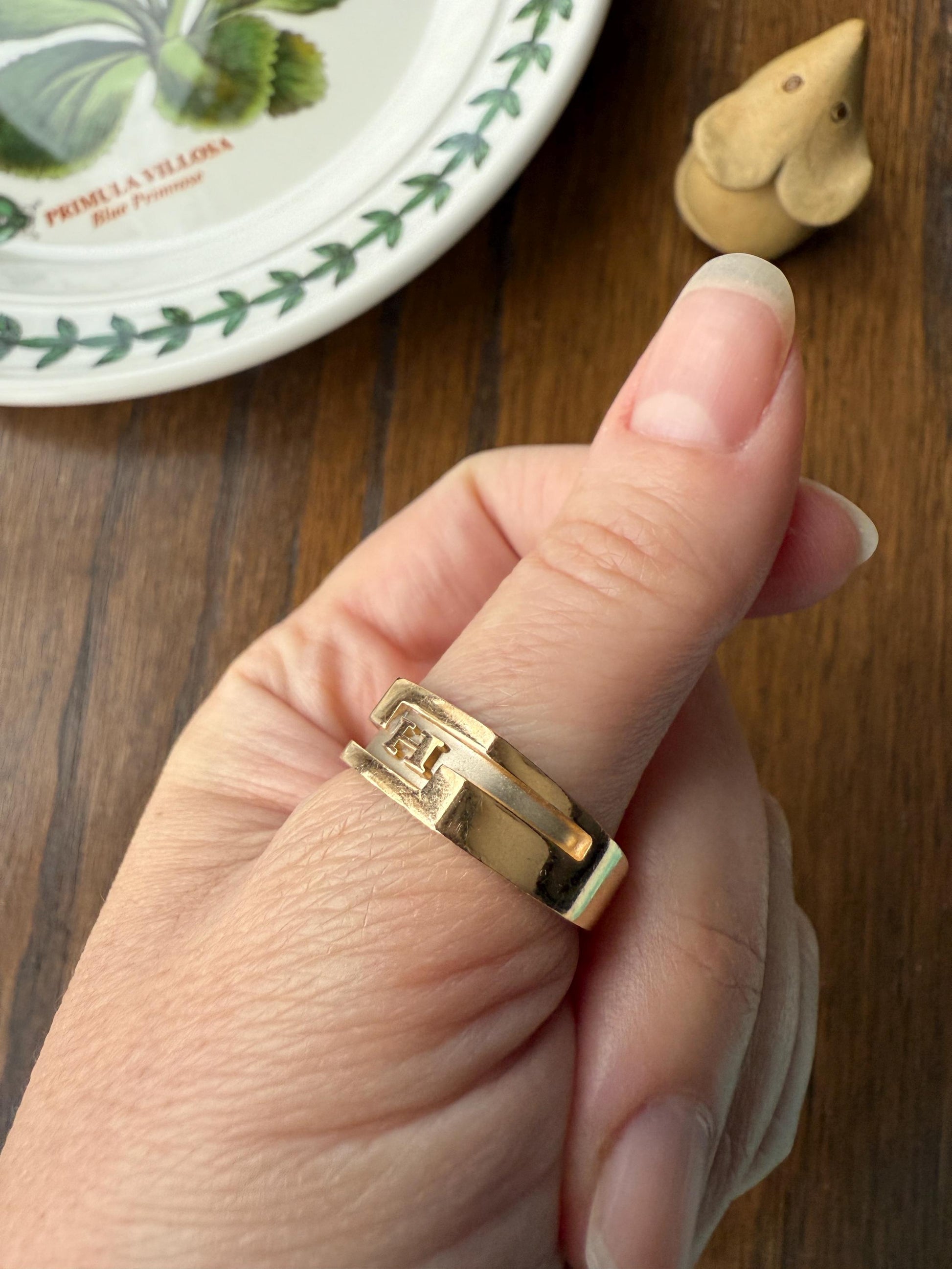 Vintage LETTER H Initial Signet Ring Chunky French 6.2g 18k Gold Geometric Linear Man Cigar Band Unisex Art Deco Antique