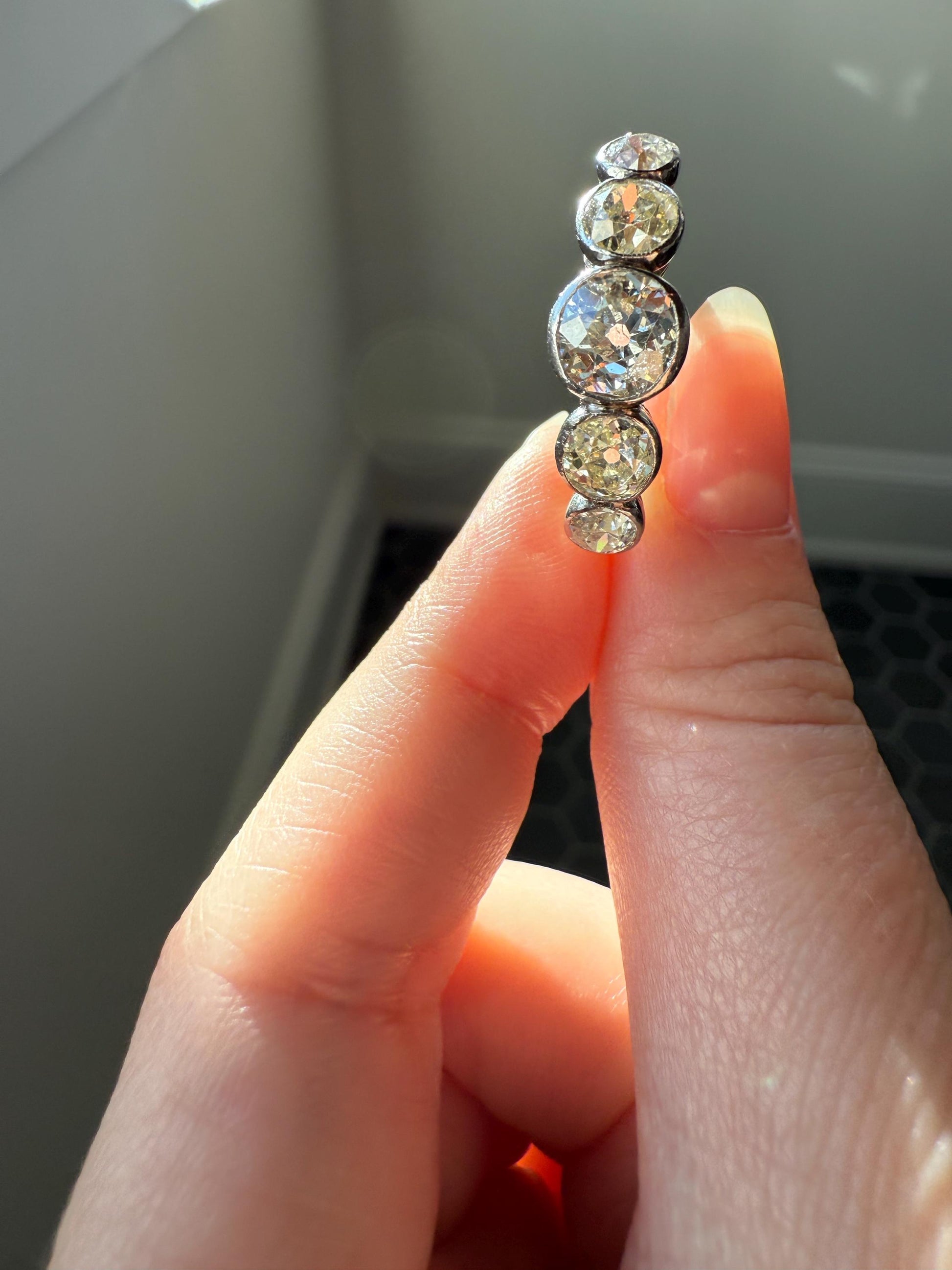 Large Antique 3 CARATS Old Mine Cut DIAMOND Five Stone Stacker Band Bezel Set Edwardian 18k Gold Big Finger Size 3Ctw OMC