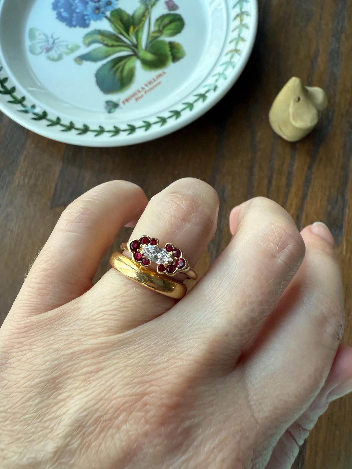 Boxed PIAGET Vintage East West MARQUISE Diamond Scalloped Ruby Halo 18k Gold Ring French Navette Cut Stacker