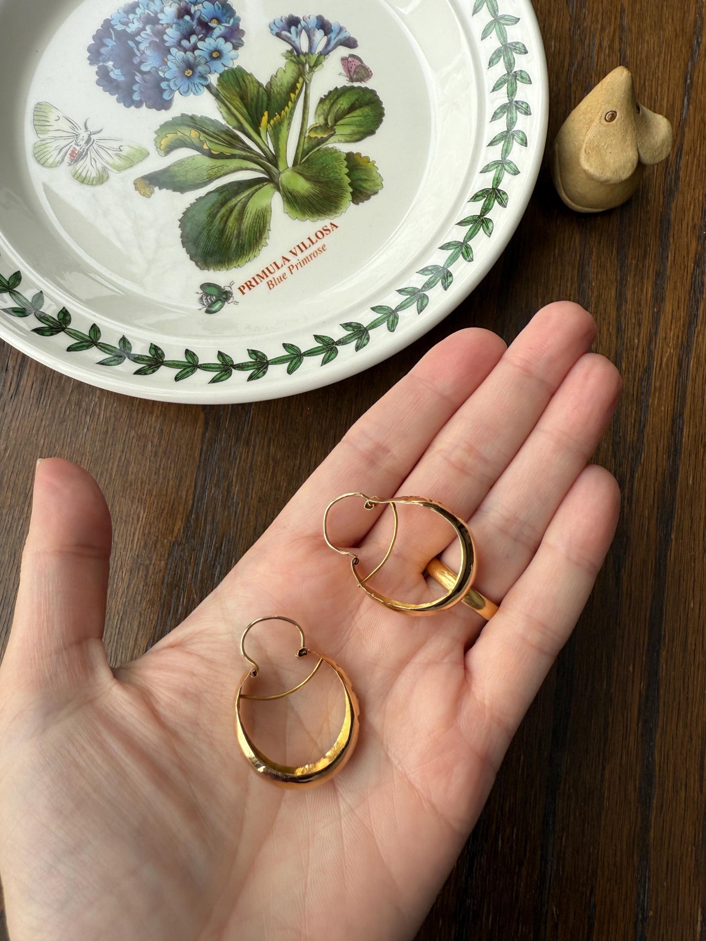 STAR Large Cutout Figural Creole Hoop Earrings French 18k Gold Vintage Chunky Retro Celestial