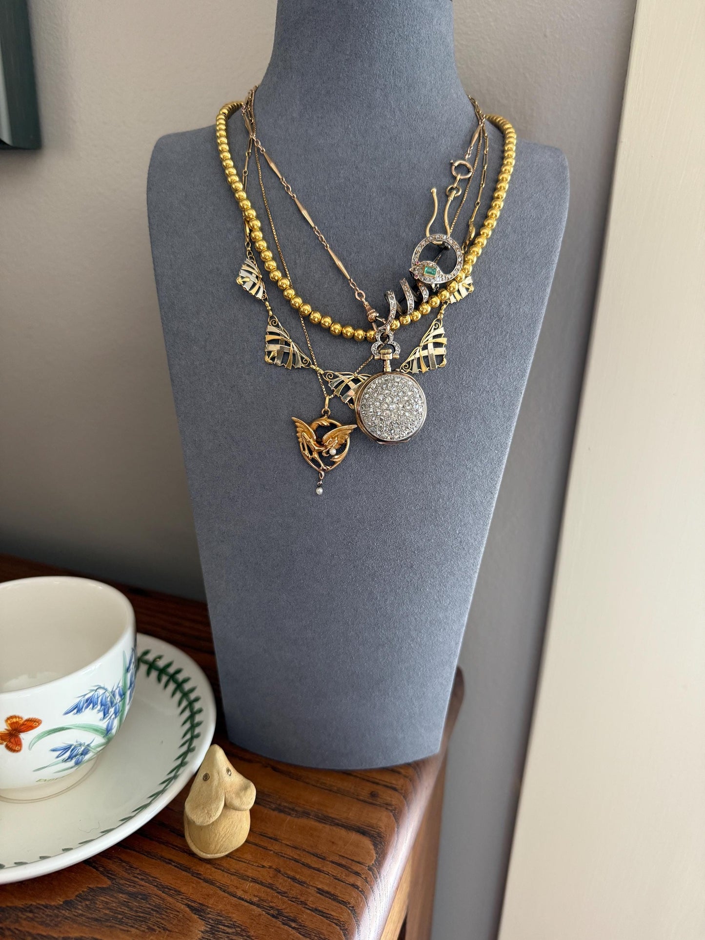 French Art Deco Antique 7.5g 18k Gold Two Tone Necklace Drapery Paperclip Chain Collar Fan Panels Pendants Figural Geometric Fanned Swirl