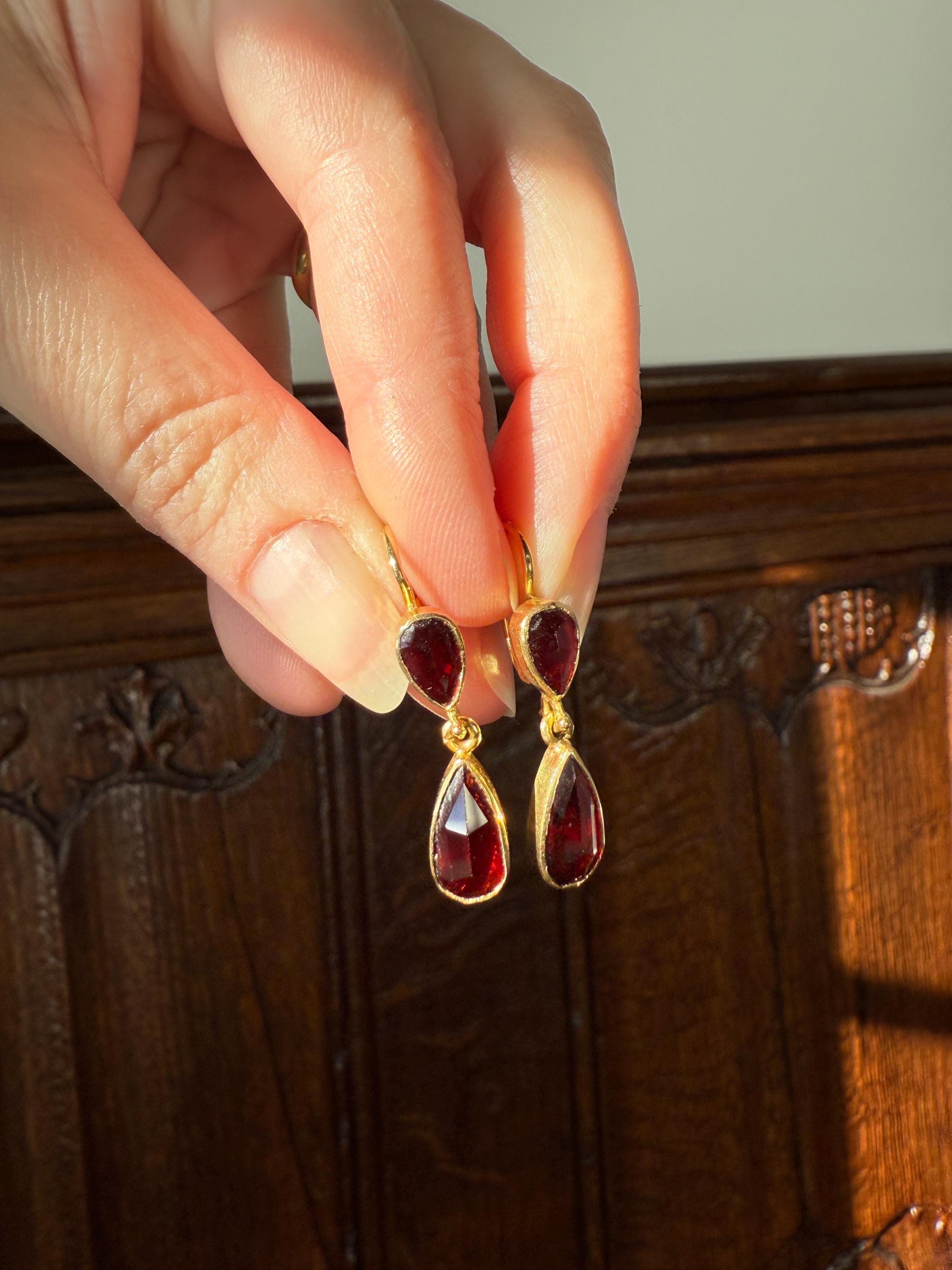 Teardrop Dangles Vintage Pear PERPIGNAN GARNET Earrings 18k Gold French Dormouse Rose Cut Closed Back Crimson Red