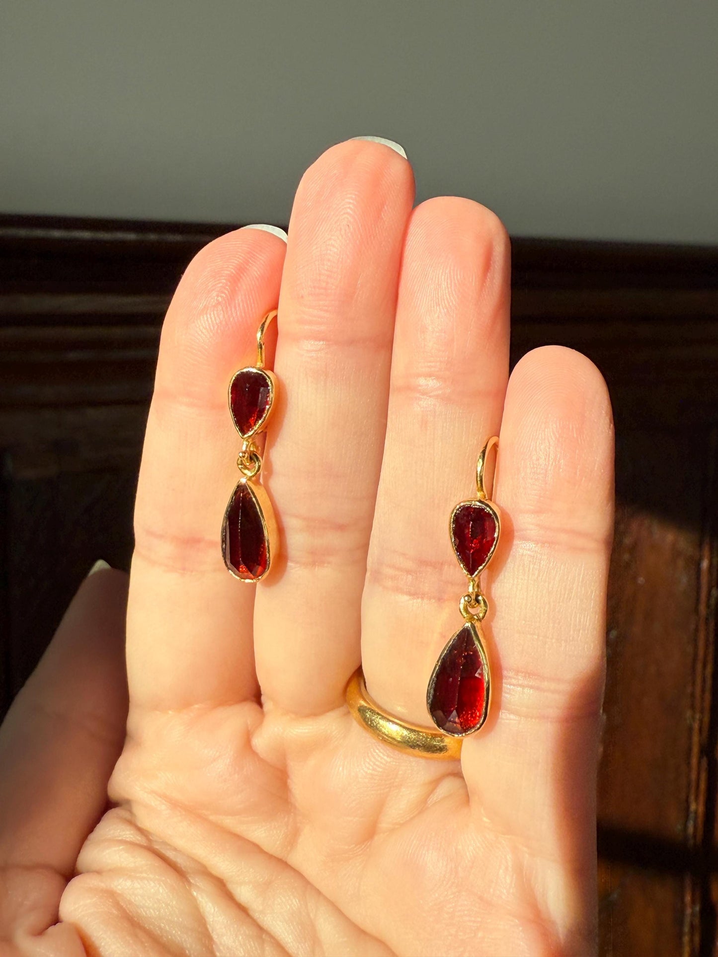Teardrop Dangles Vintage Pear PERPIGNAN GARNET Earrings 18k Gold French Dormouse Rose Cut Closed Back Crimson Red