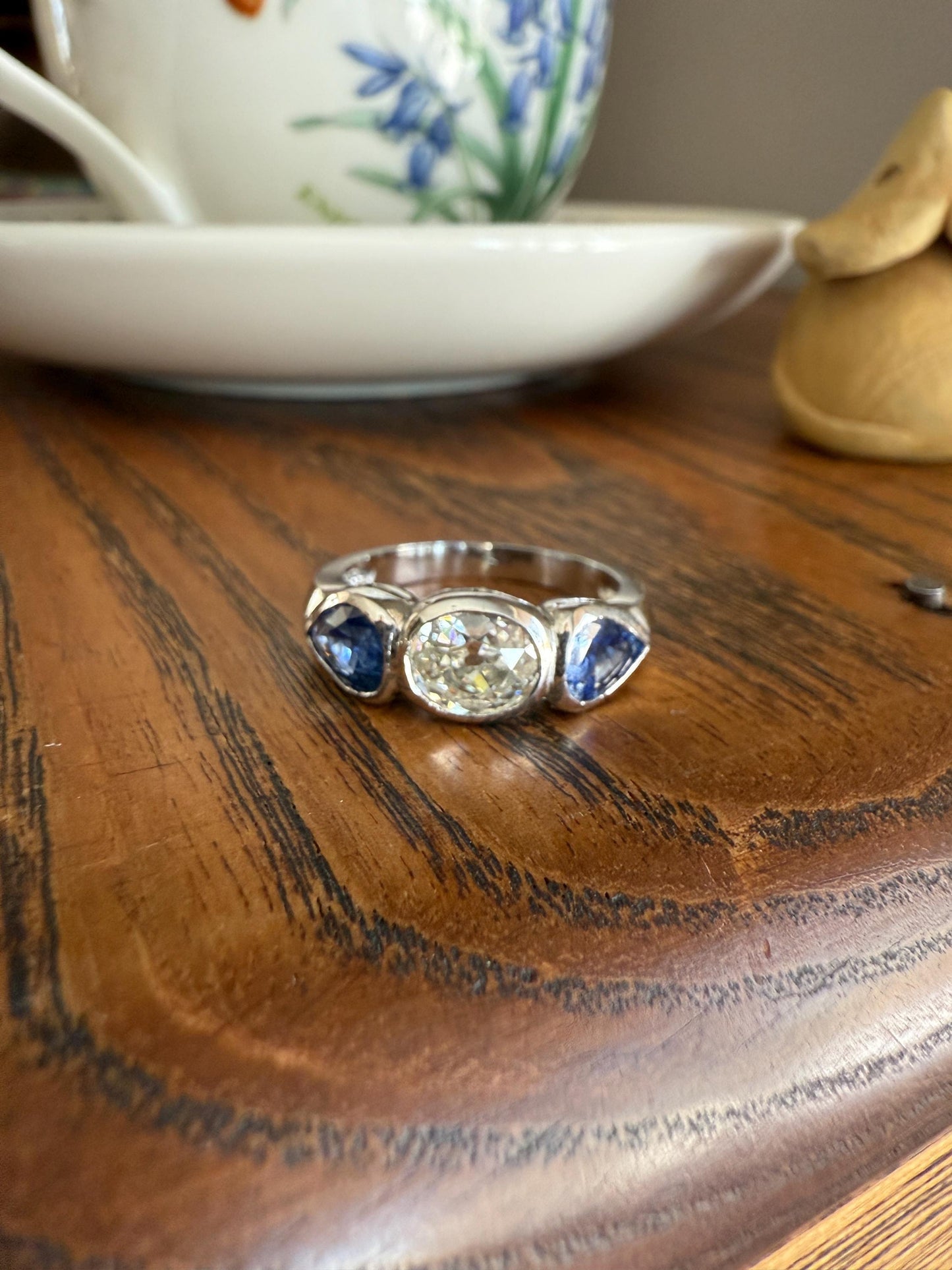 Vintage Spready One Carat Old Mine Cut DIAMOND Natural Pear SAPPHIRE East West OVAL Platinum Three Stone Ring Bezel Stacker Band Blue Chunky