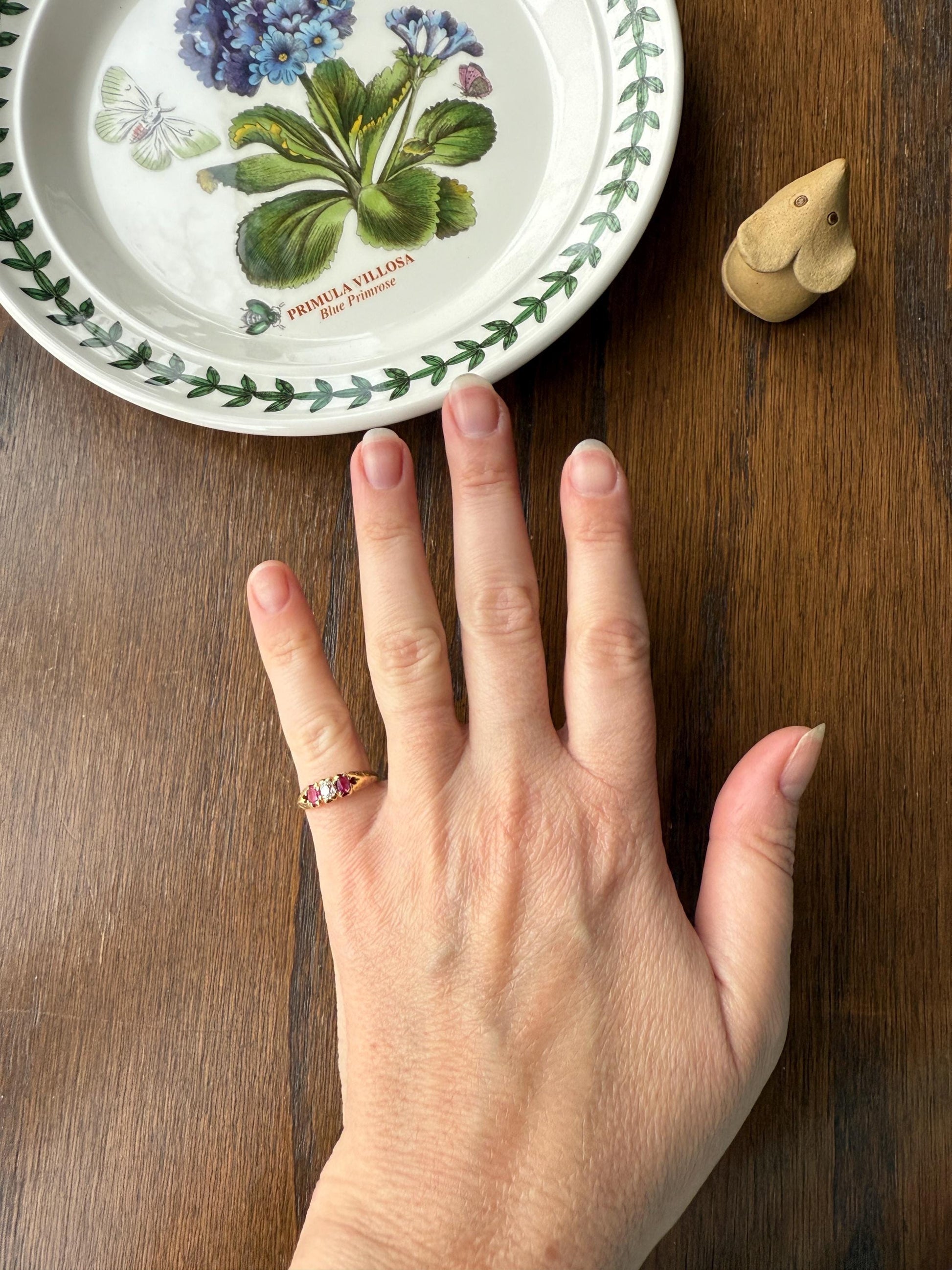 Antique Elongated Old Mine Cut DIAMOND Ruby Pink 18k Gold Three Stone Ring Stacker Band Victorian Pinky Midi Engraved Knife Edge Shoulders
