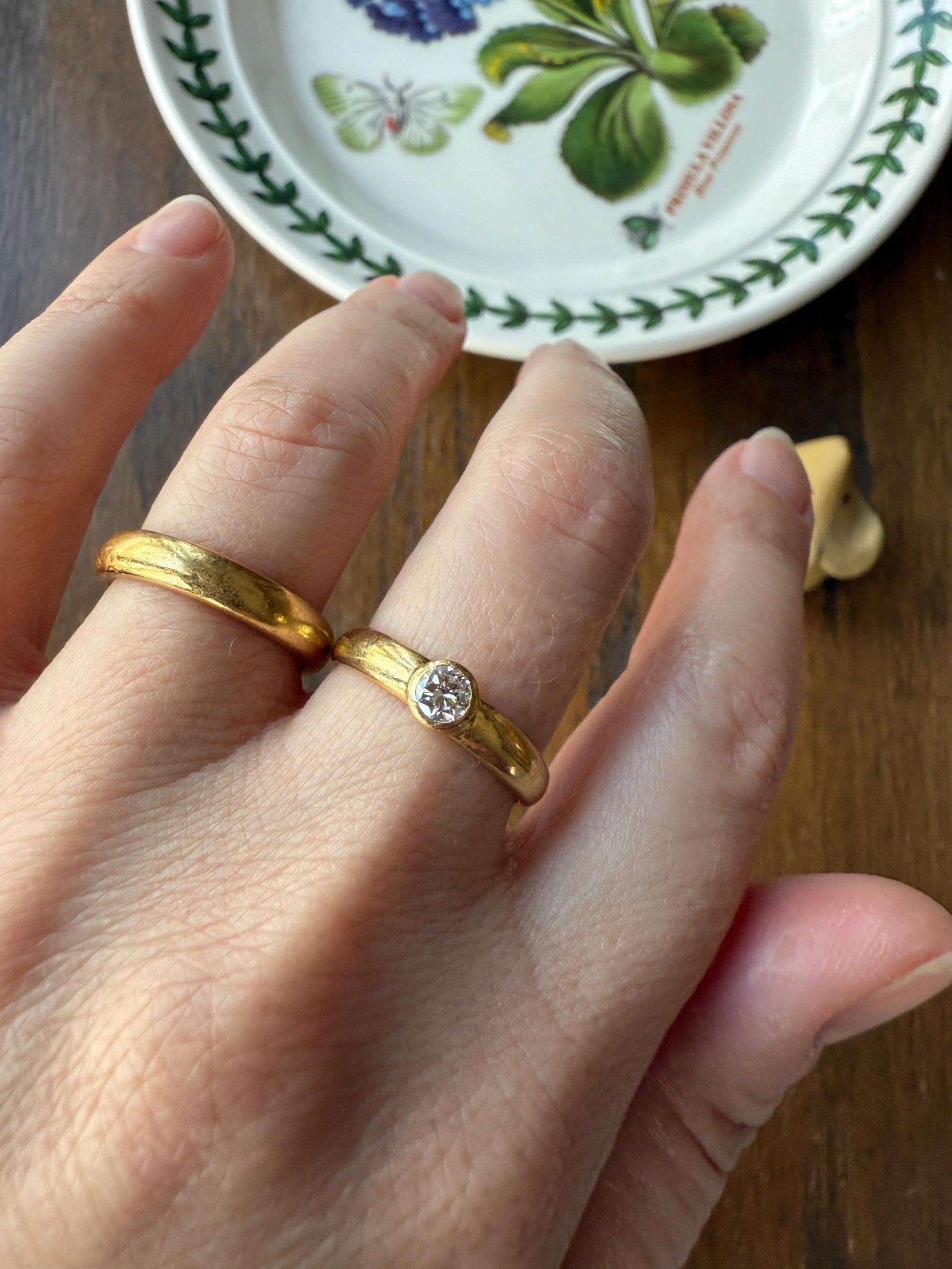 Vintage DIAMOND Bezel Set Ring Stacker Band 18k Gold Sold French Geometric Engagement Gift Unisex