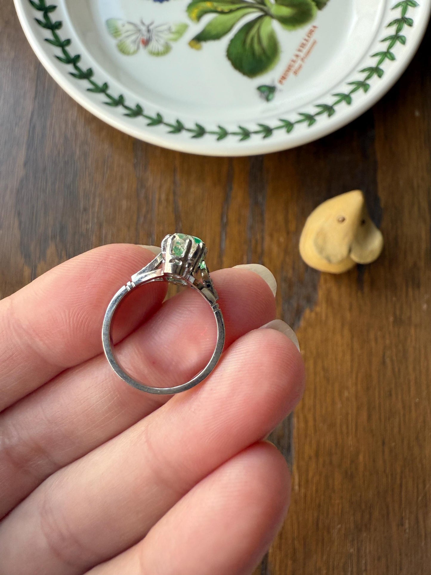 Art Deco Natural EMERALD 1 Carat Tdw Old Mine Cut DIAMOND Chunky Green Three Stone Ring Platinum & 18k White Gold French Geometric Pinky