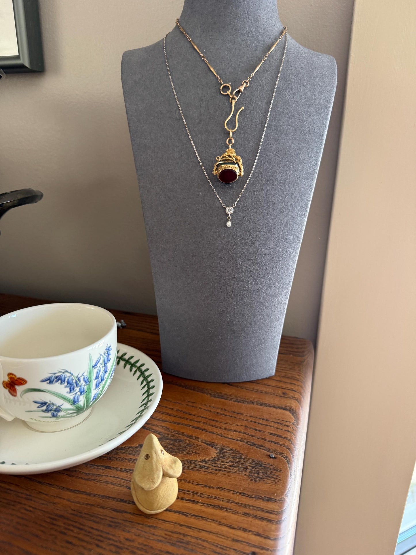 Vintage Art Deco Old Mine Cut Diamond Dangle NECKLACE Pendants on Chain French 18k White Gold Bezel Set OmC Minimalist
