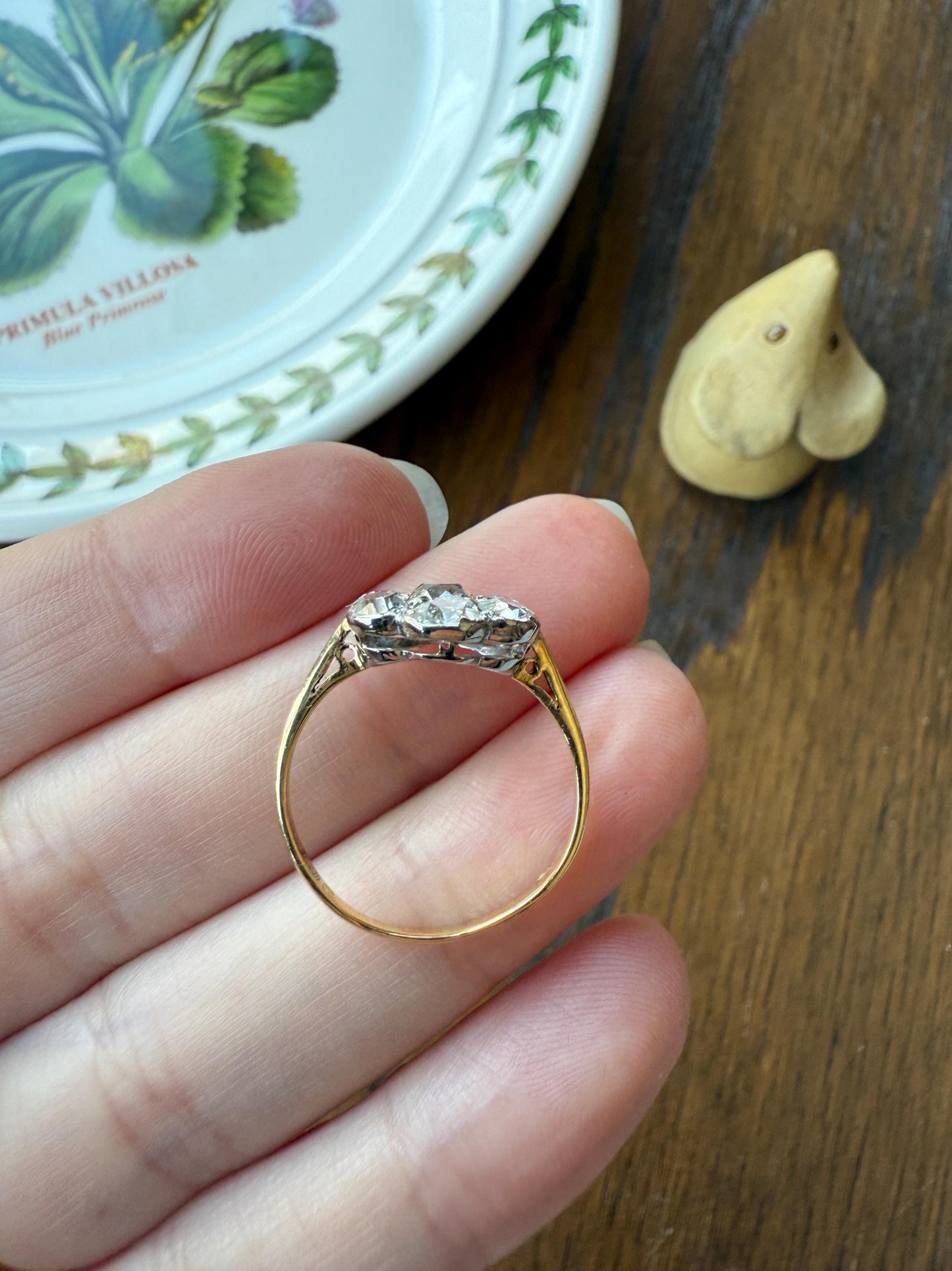 Vintage 1.9 Carat Old Mine Cut DIAMOND Daisy Flower Cluster Ring 18k Gold Art Deco Tall Domed Antique Seven Stone Bezel Setting Floral