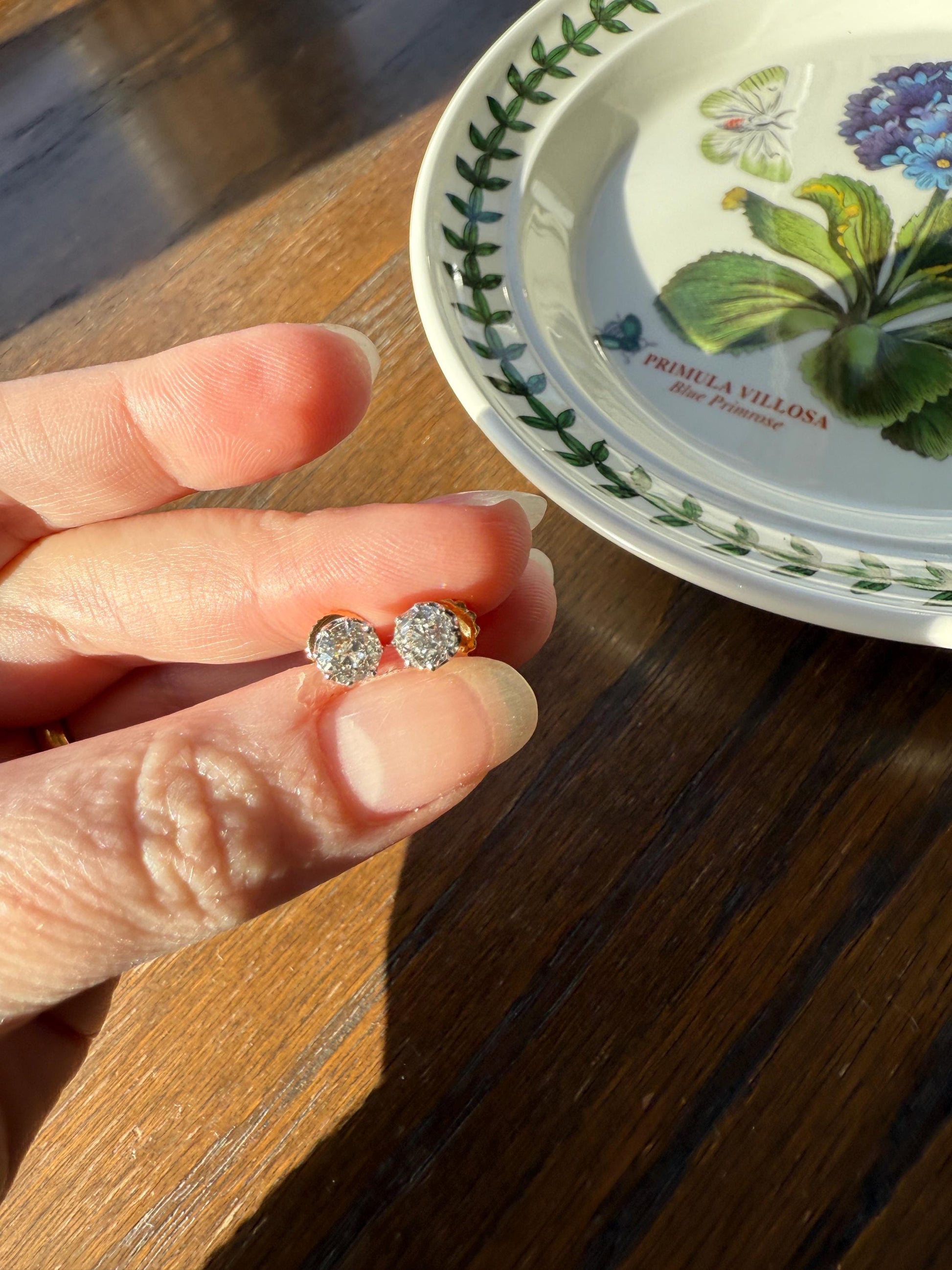 Antique 1.2 Carat Tdw Old Mine Cut DIAMOND Natural Studs 18k Gold Solid Screw Back Stud EARRINGS French Gift Belle Epoque Bridal Minimalist
