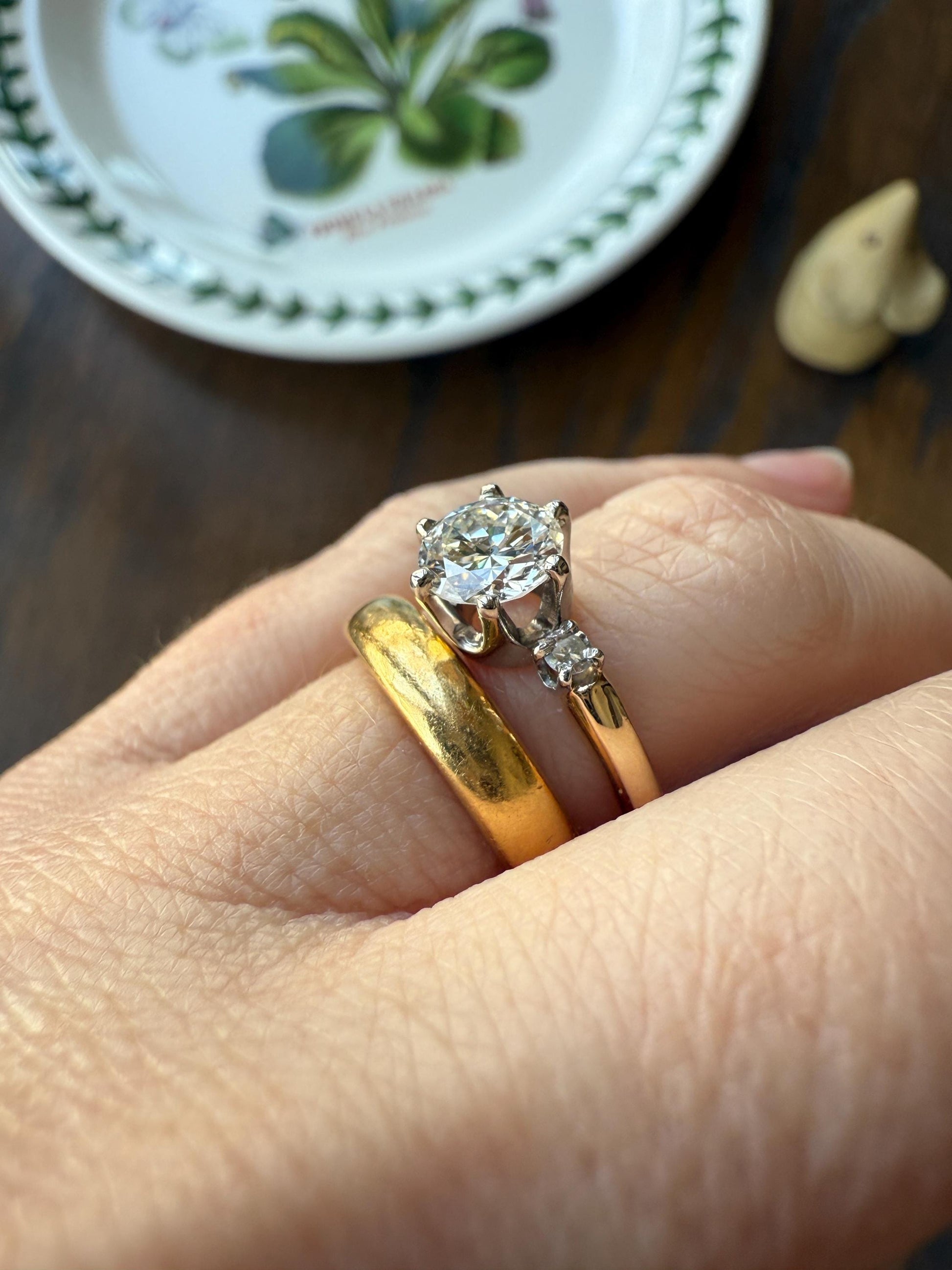 Vintage One CARAT Transitional Cut DIAMOND Eye Clean Solitaire Engagement Ring w/ accents 18k Gold Fiery Stacker