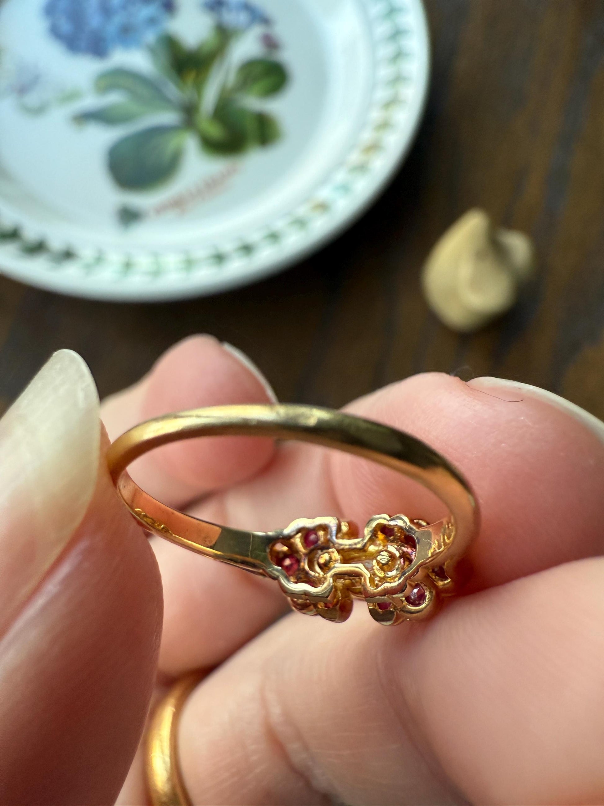 Boxed PIAGET Vintage East West MARQUISE Diamond Scalloped Ruby Halo 18k Gold Ring French Navette Cut Stacker