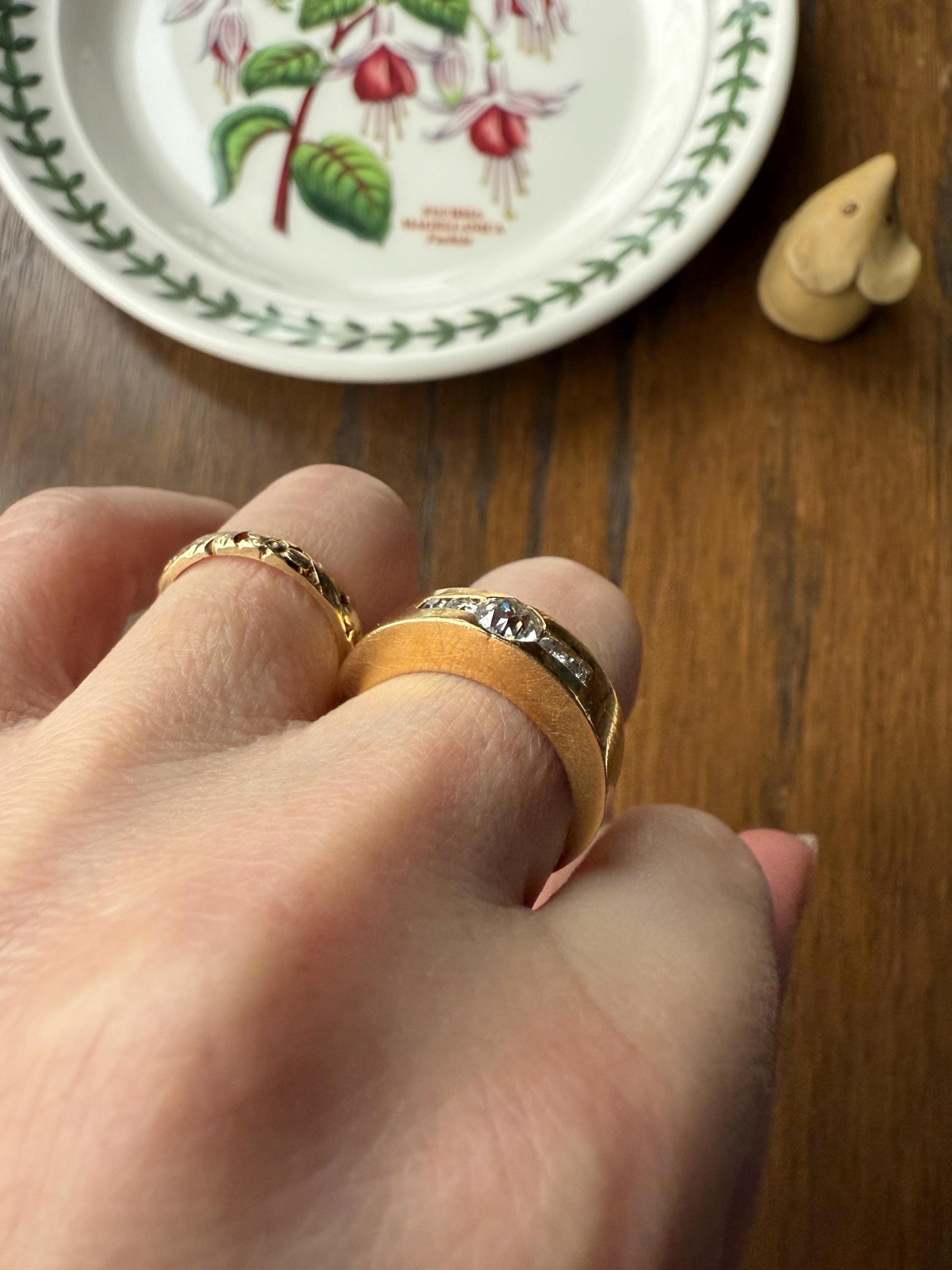 Chunky Unisex Eye Clean .9 Carat Ctw Old Mine Cut DIAMOND Cigar Band Heavy 8.2g 18k Gold Gypsy Ring Stacker Five Stone Vintage to Antique