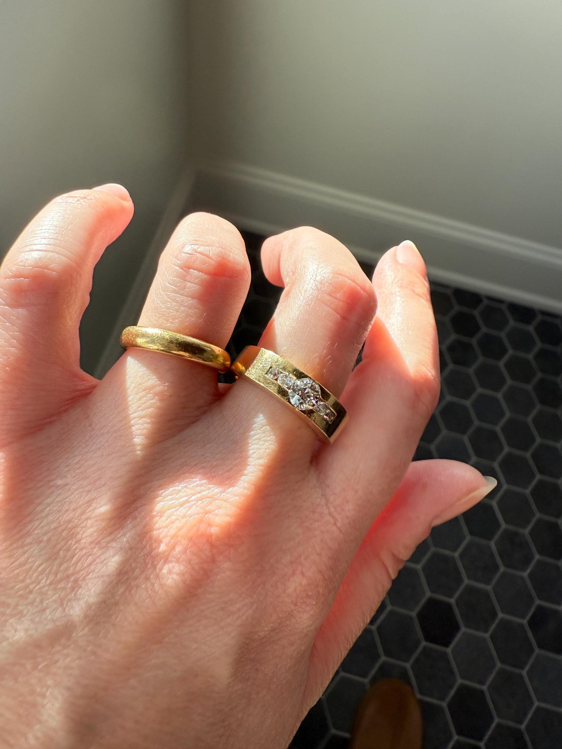 Chunky Unisex Eye Clean .9 Carat Ctw Old Mine Cut DIAMOND Cigar Band Heavy 8.2g 18k Gold Gypsy Ring Stacker Five Stone Vintage to Antique