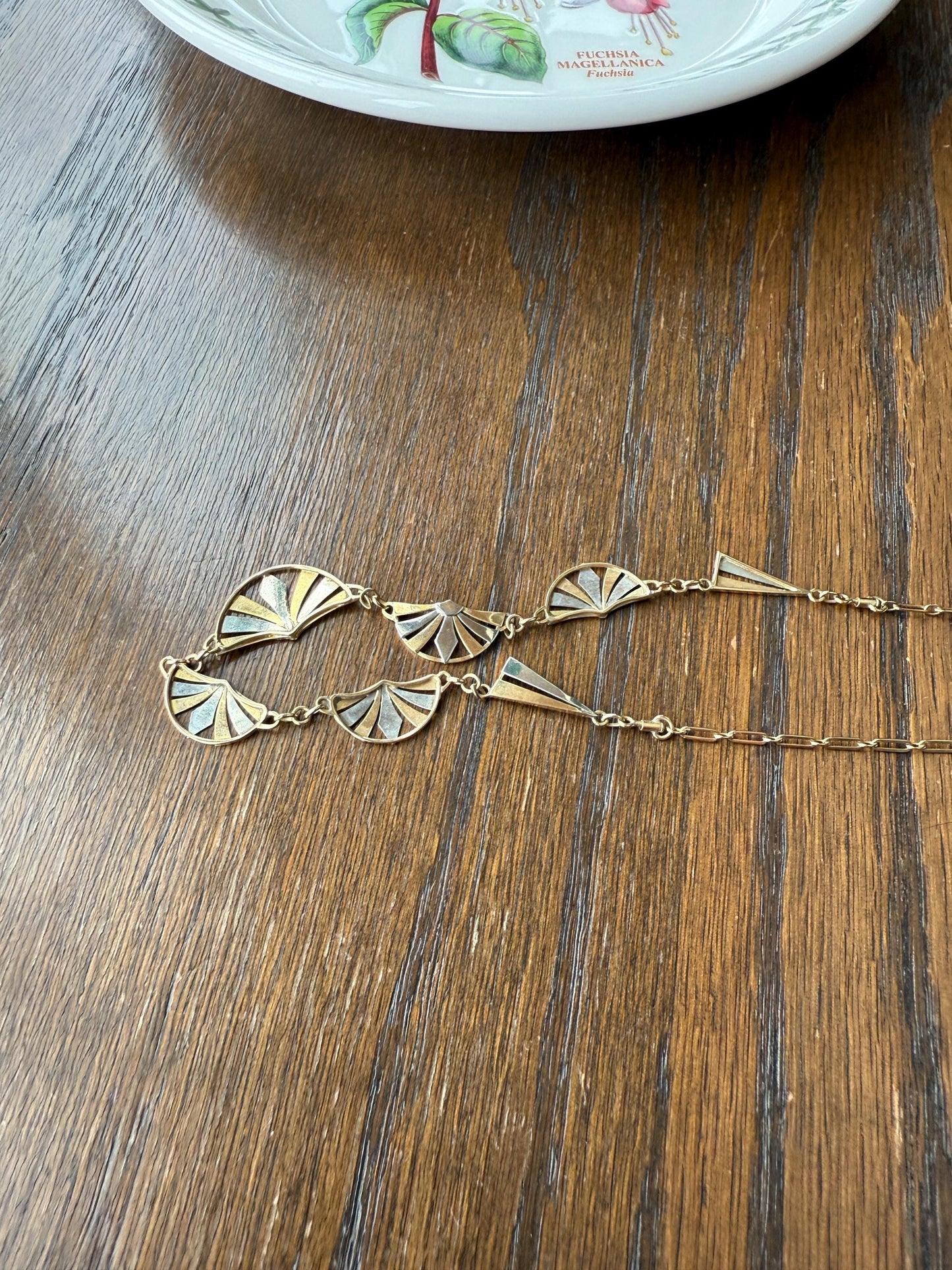 DAISIES French Art Deco Antique 18k Gold Floral Fan Two Tone Necklace Drapery Chain Collar Flower Pendants Figural