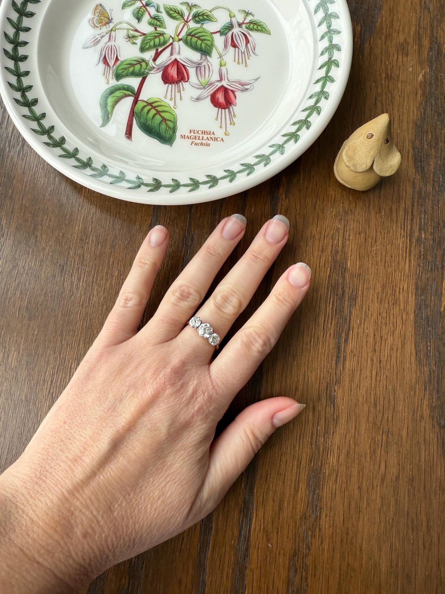 Antique Three Stone 2.3 Carats Old Mine Cut DiAMOND Ring 18k GOLD Platinum Chunky Tall Stacker Stackable Band 2.3Ctw OMC