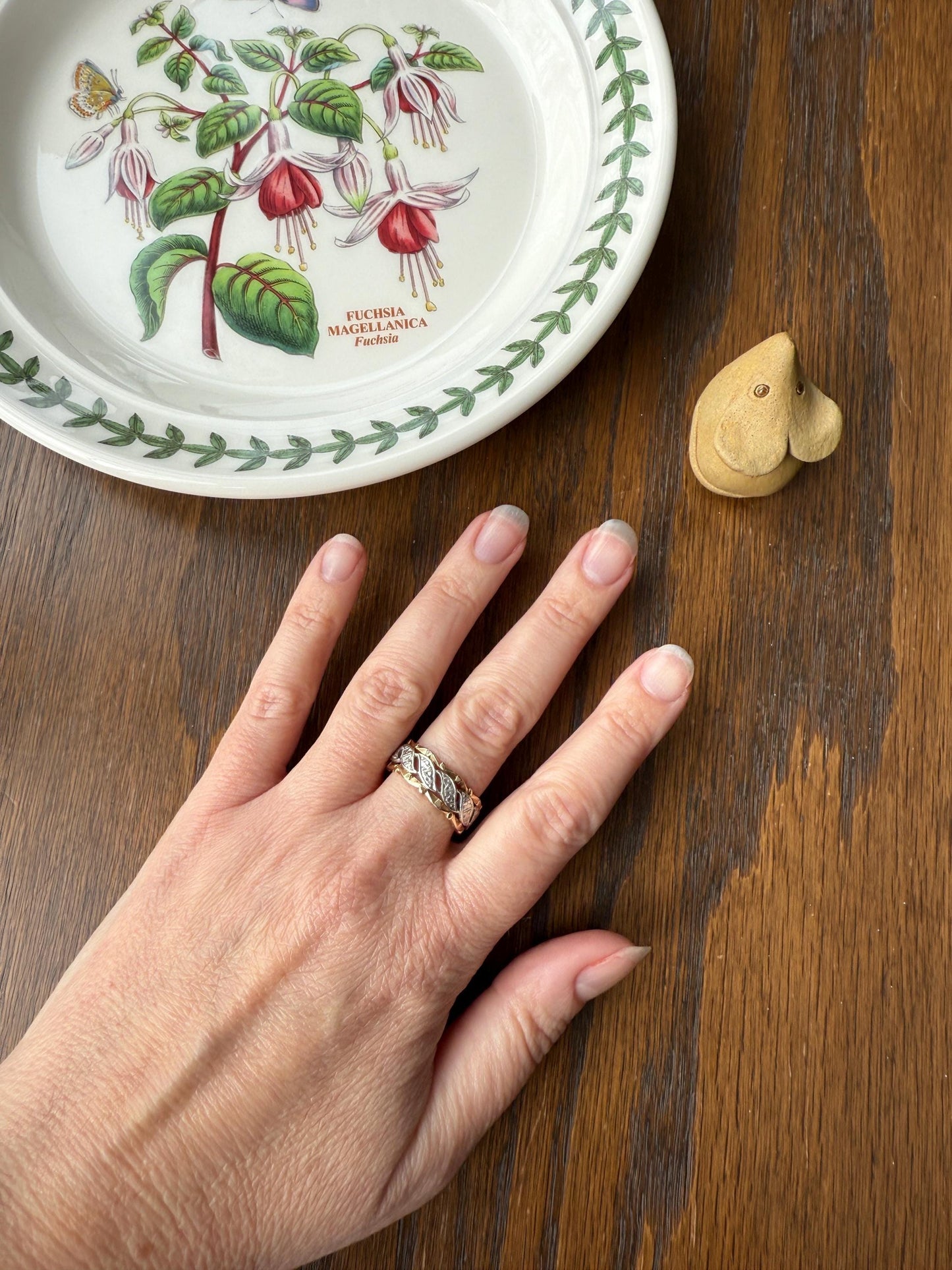 Swirling Art Deco ANTIQUE Two Tone 14k Gold Ring Eternity Wide Band Wedding Chunky Stacker Illusion Chiseled Rivet Cigar