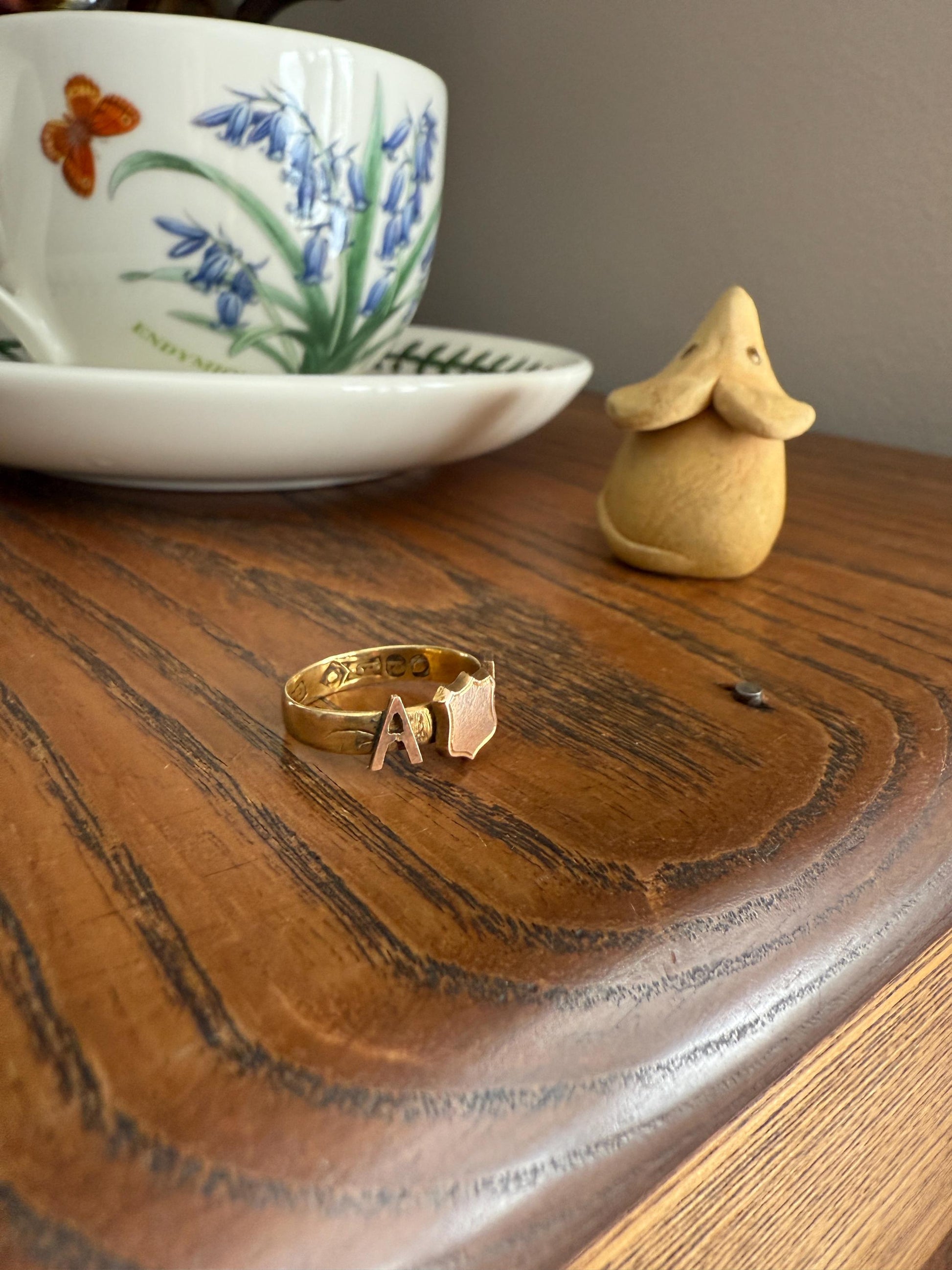 Unique " AF " Shield Signet Ring Antique Engraved Band 9k Gold Solid Unisex Stacker Figural Ready to Engrave / Personalize