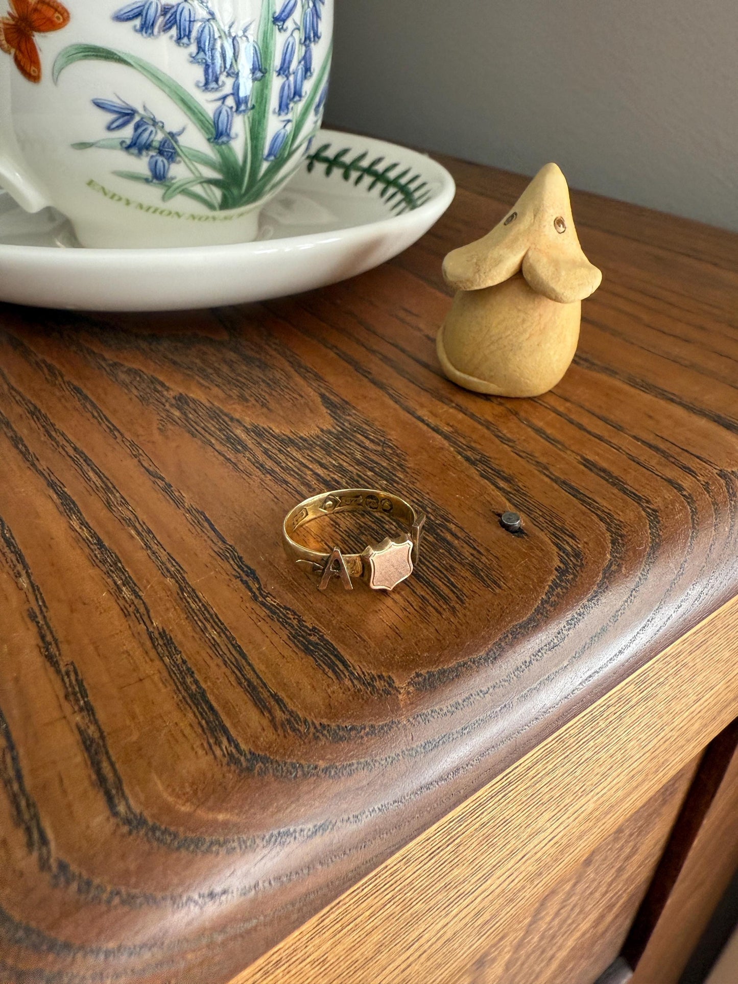 Unique " AF " Shield Signet Ring Antique Engraved Band 9k Gold Solid Unisex Stacker Figural Ready to Engrave / Personalize