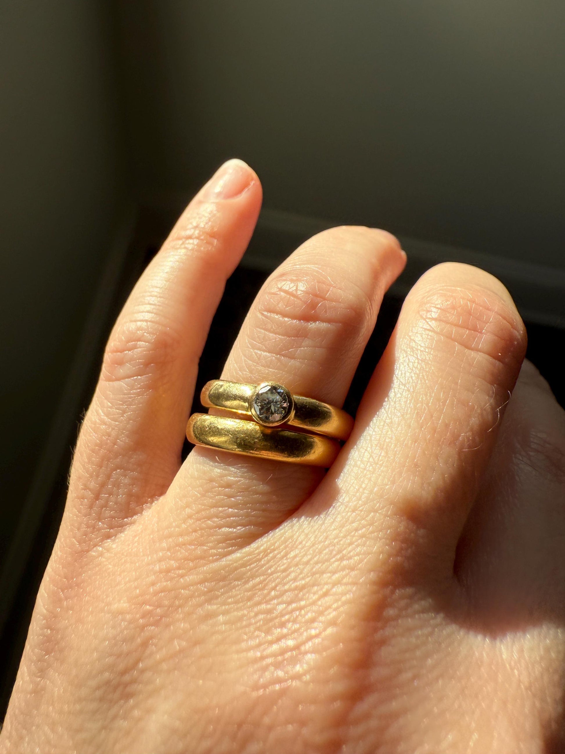 Vintage DIAMOND Bezel Set Ring Stacker Band 18k Gold Sold French Geometric Engagement Gift Unisex