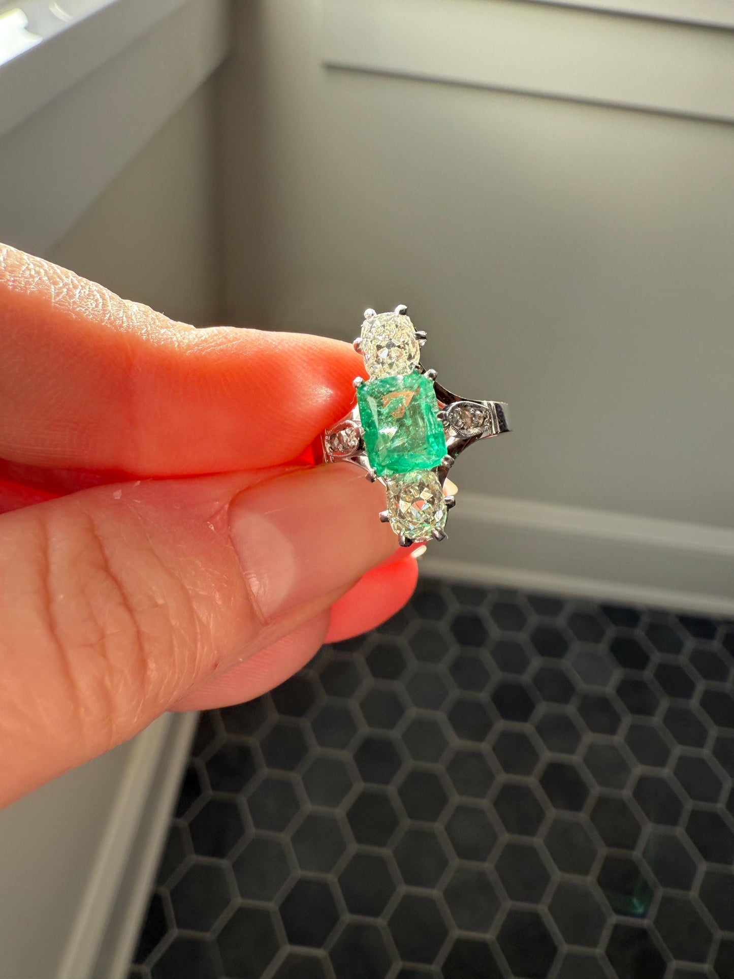 Art Deco Natural EMERALD 1 Carat Tdw Old Mine Cut DIAMOND Chunky Green Three Stone Ring Platinum & 18k White Gold French Geometric Pinky
